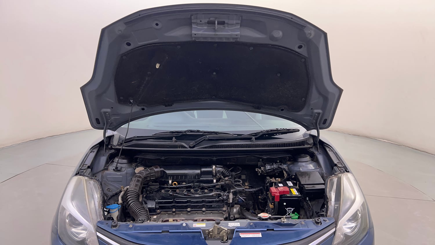 Used 2016 Maruti Suzuki Baleno Alpha 1.2 Petrol Manual engine ENGINE & BONNET OPEN FRONT VIEW