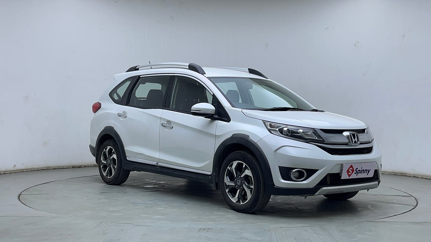 Used 2017 Honda BR-V VX Diesel Diesel Manual exterior RIGHT FRONT CORNER VIEW