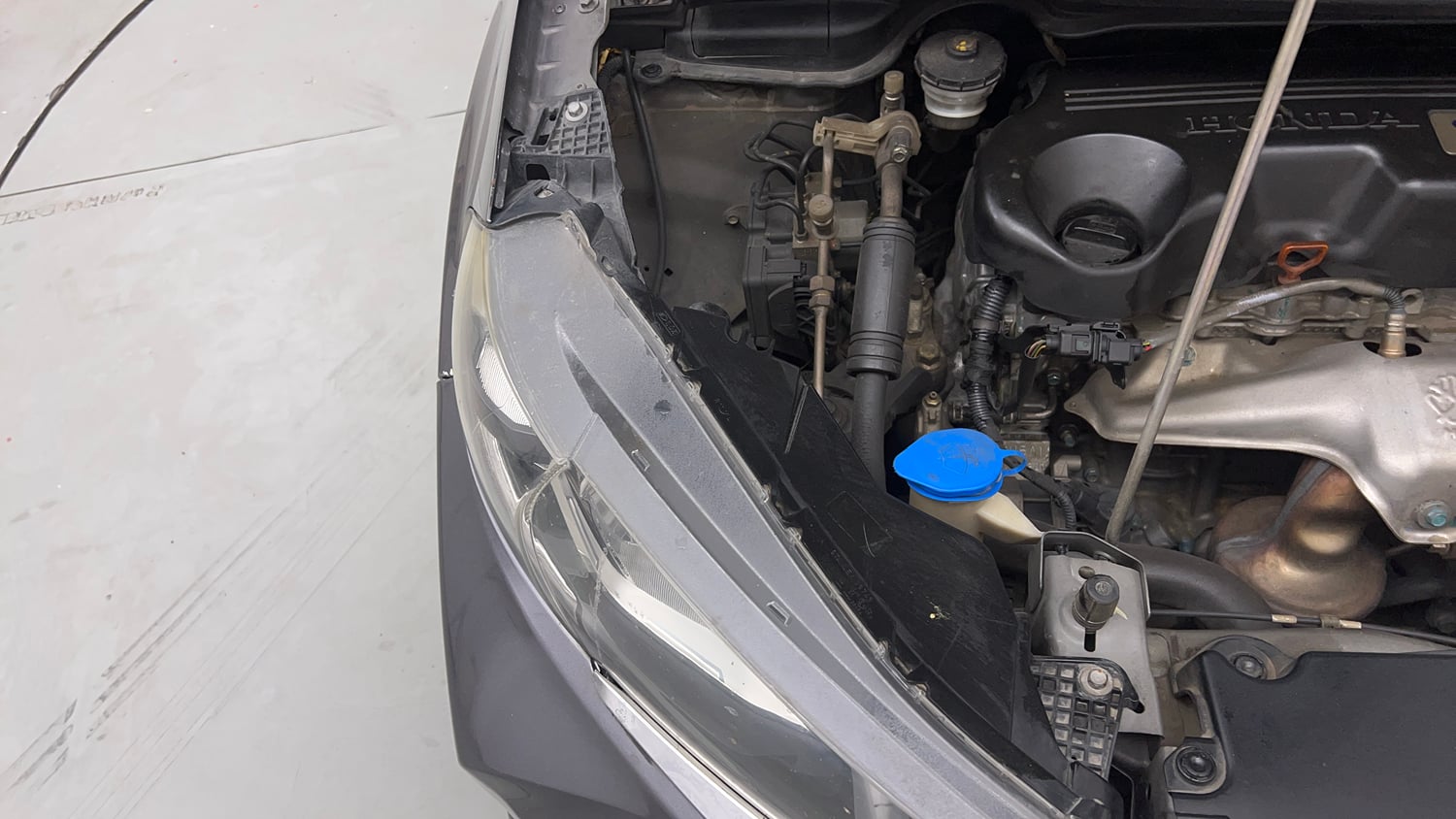 Used 2019 Honda WR-V VX MT Diesel Diesel Manual engine ENGINE RIGHT SIDE VIEW