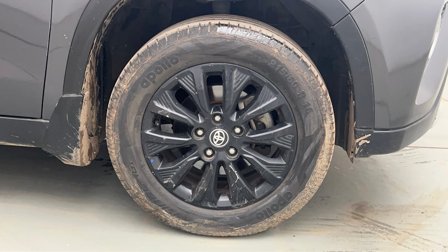 Used 2022 Toyota Urban Cruiser High Grade MT Petrol Manual tyres RIGHT FRONT TYRE RIM VIEW