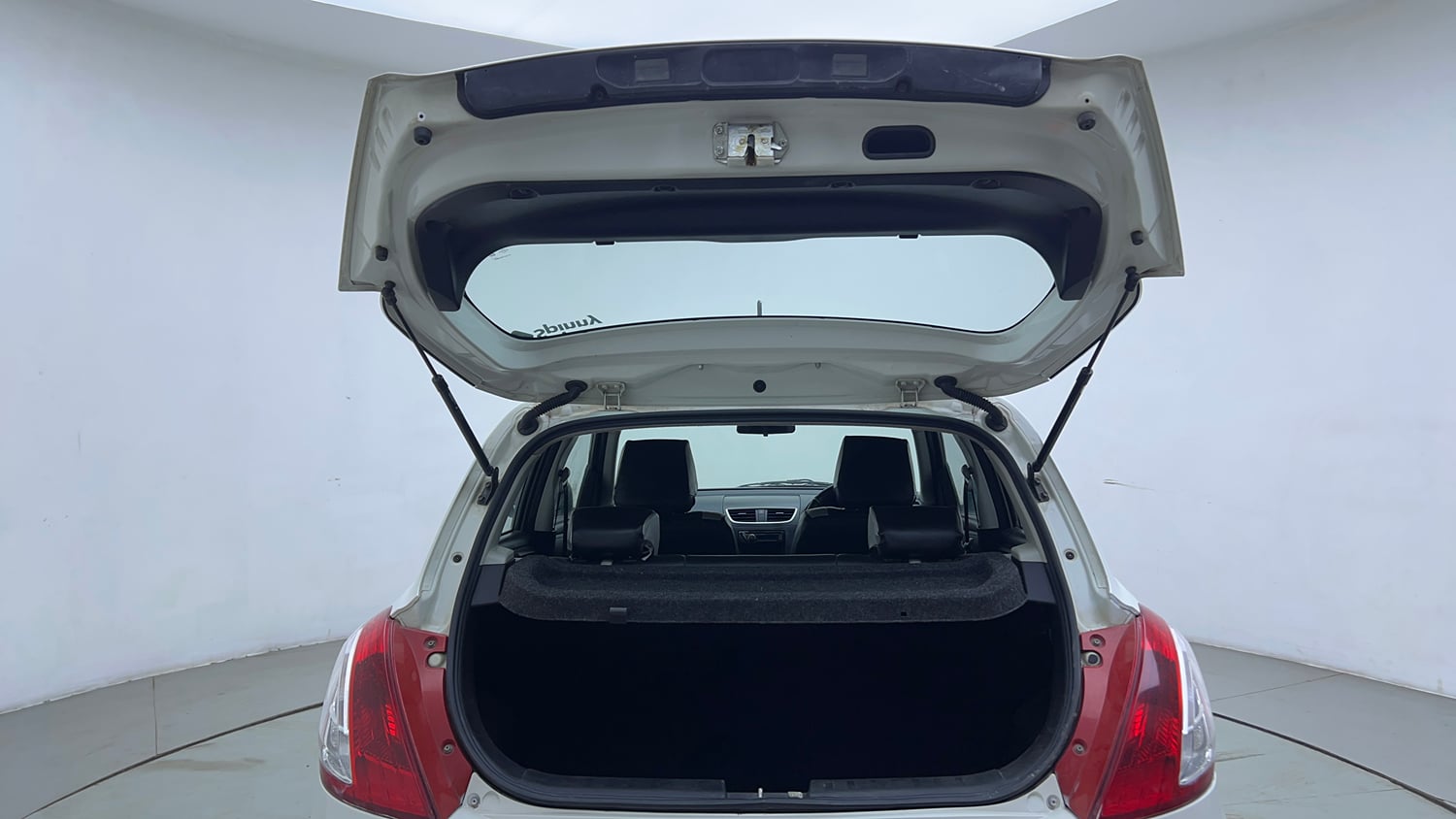 Used 2012 Maruti Suzuki Swift VXi Petrol Manual interior DICKY DOOR OPEN VIEW