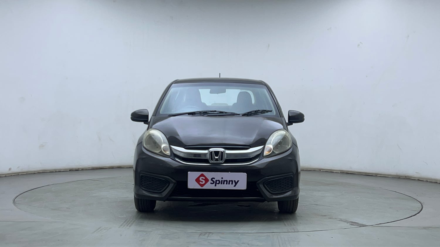 Used 2016 Honda Amaze 1.2 SX i-VTEC Petrol Manual exterior FRONT VIEW