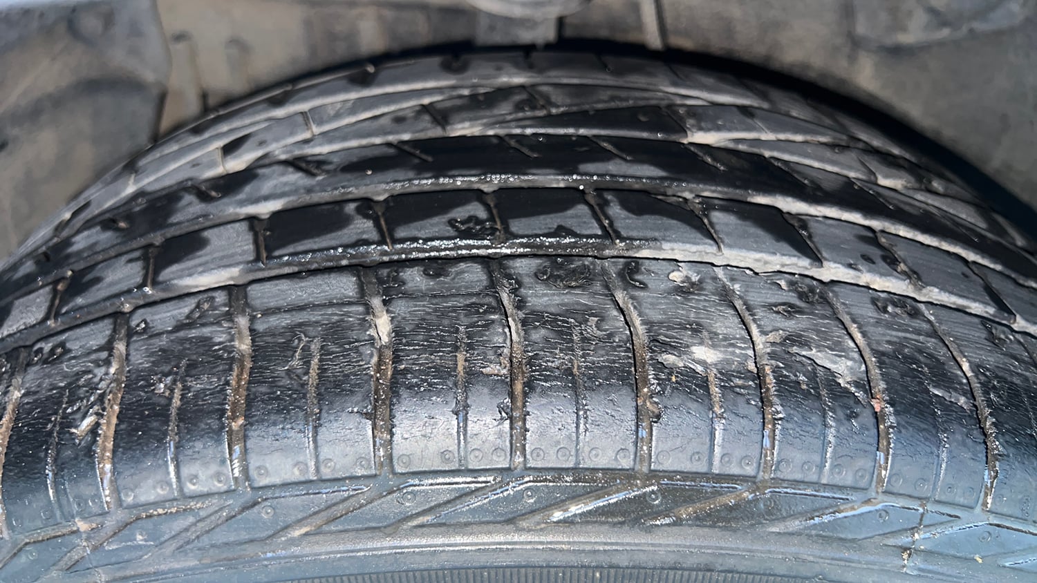 Used 2020 Tata Nexon XZ Plus (O) Petrol Manual tyres RIGHT REAR TYRE TREAD VIEW