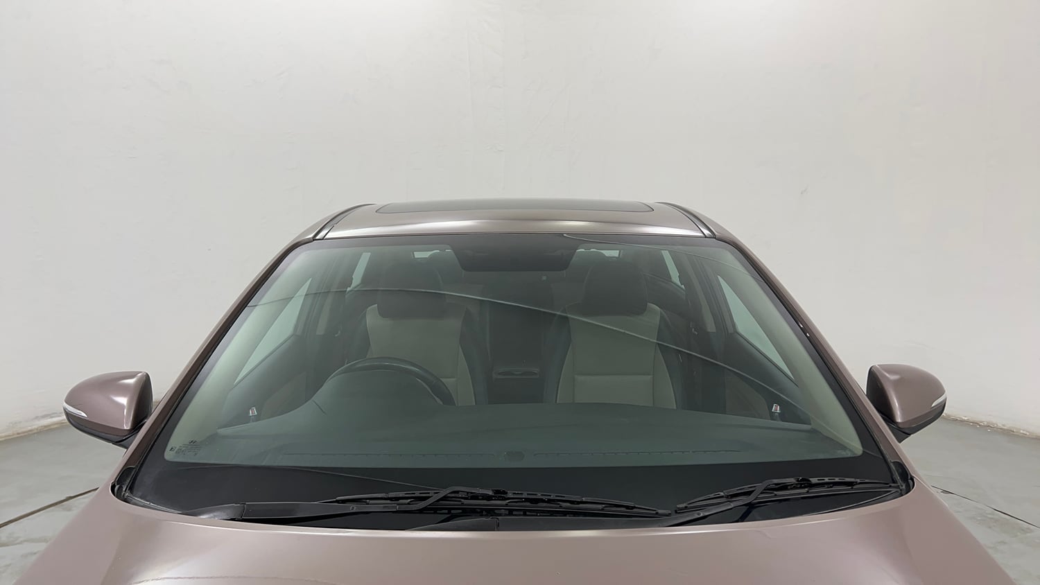 Used 2019 Hyundai Verna SX (O) 1.6 CRDi  AT Diesel Automatic exterior FRONT WINDSHIELD VIEW