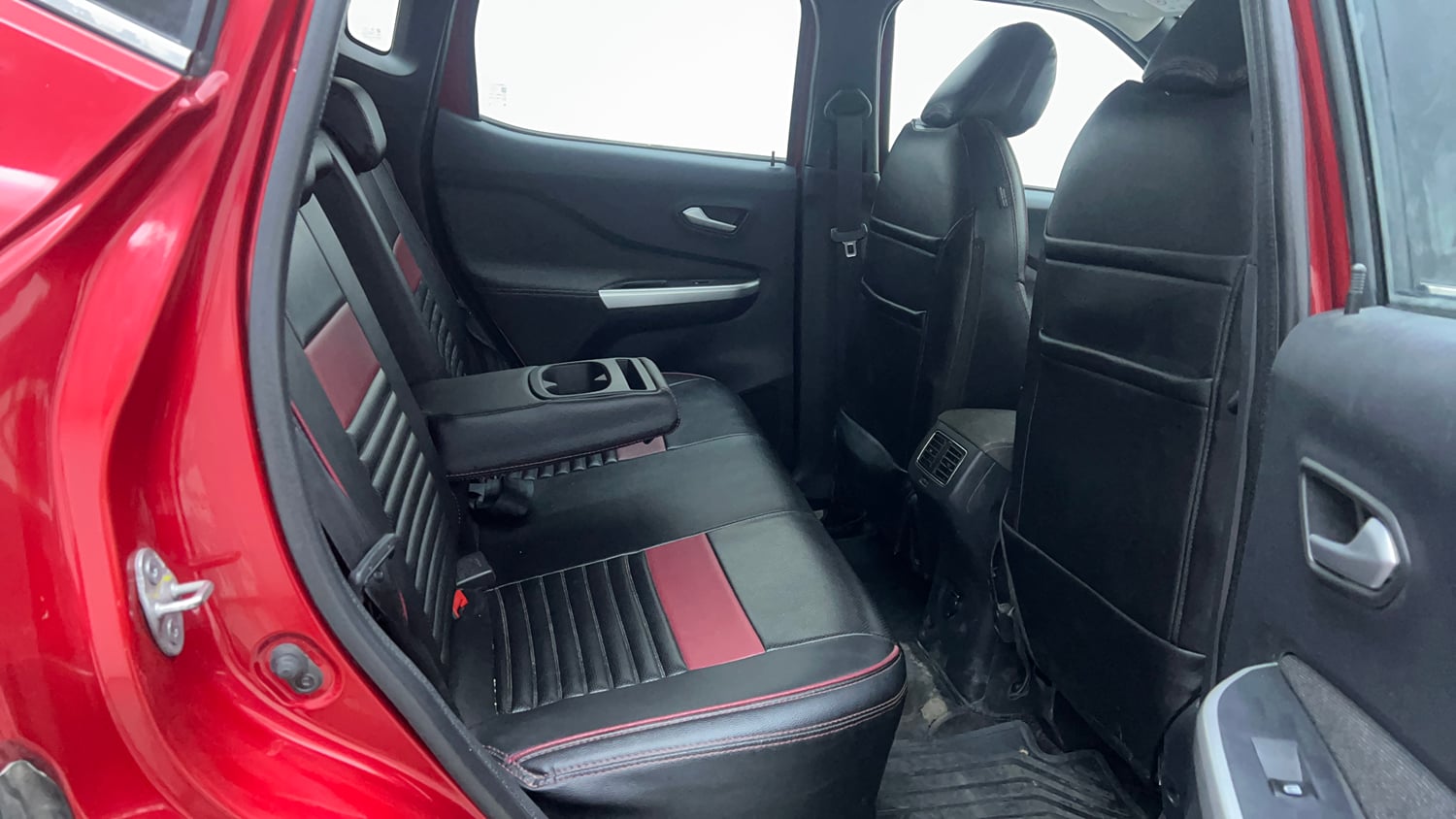 Used 2023 Nissan Magnite XV Premium Turbo CVT Dual Tone Petrol Automatic interior RIGHT SIDE REAR DOOR CABIN VIEW