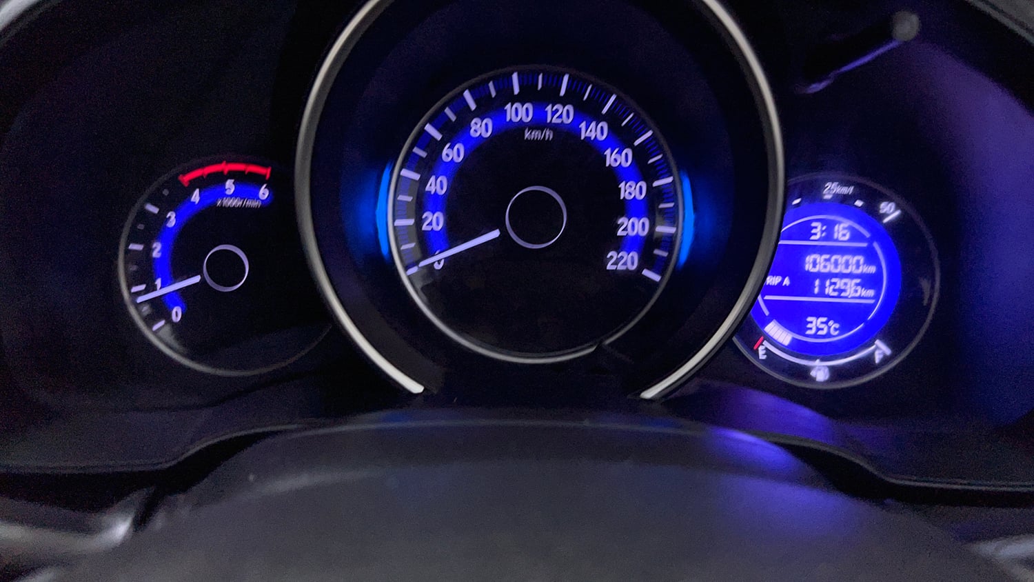Used 2017 Honda WR-V VX MT Diesel Diesel Manual interior CLUSTERMETER VIEW