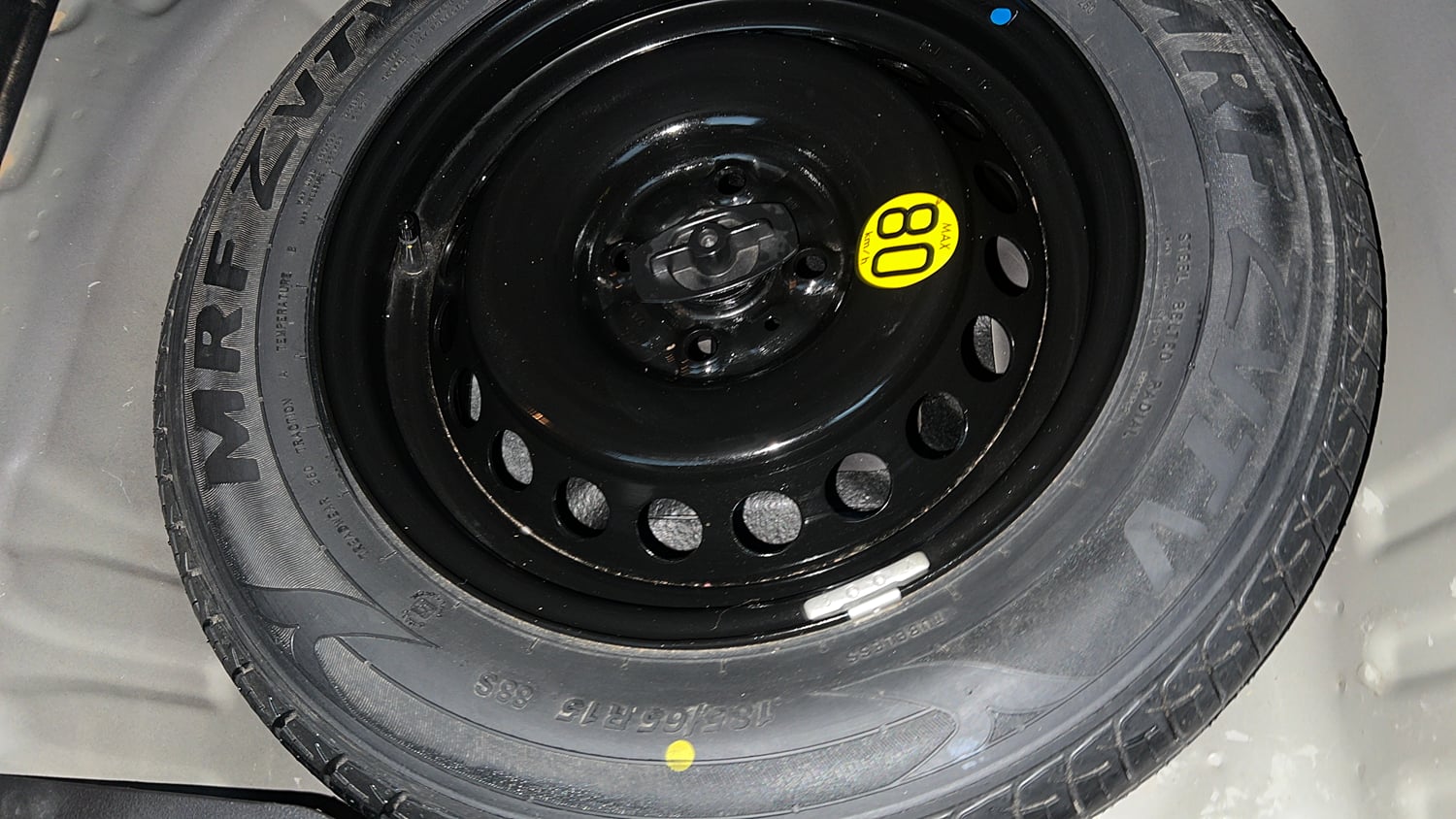 Used 2018 Maruti Suzuki Baleno Zeta 1.2 AT Petrol Automatic tyres SPARE TYRE VIEW