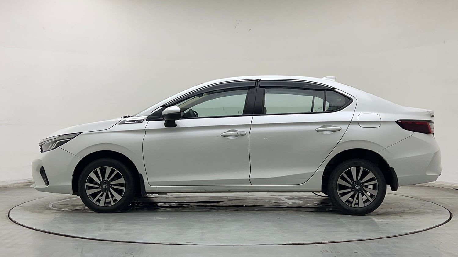 Used 2024 Honda City Elegant Edition CVT Petrol Automatic exterior LEFT SIDE VIEW