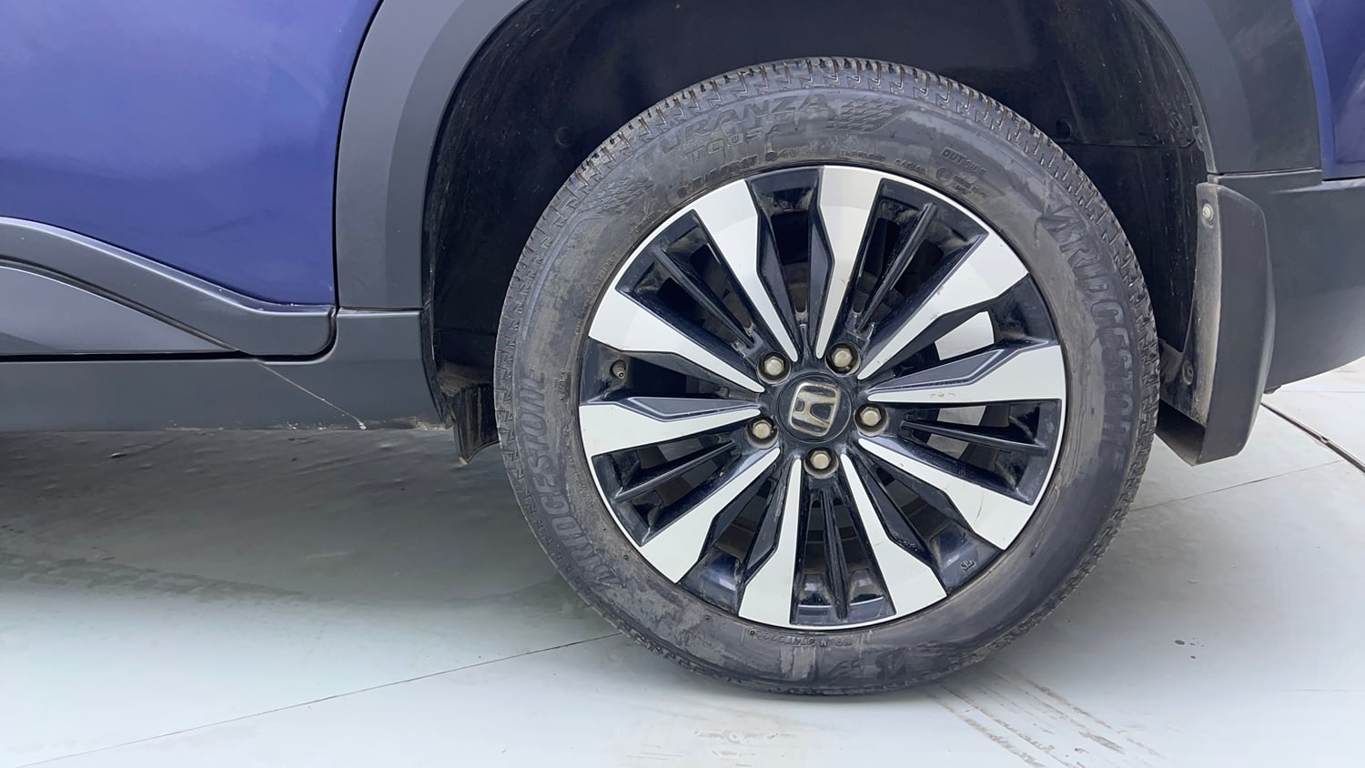 Used 2023 Honda Elevate VX MT Petrol Manual tyres LEFT REAR TYRE RIM VIEW