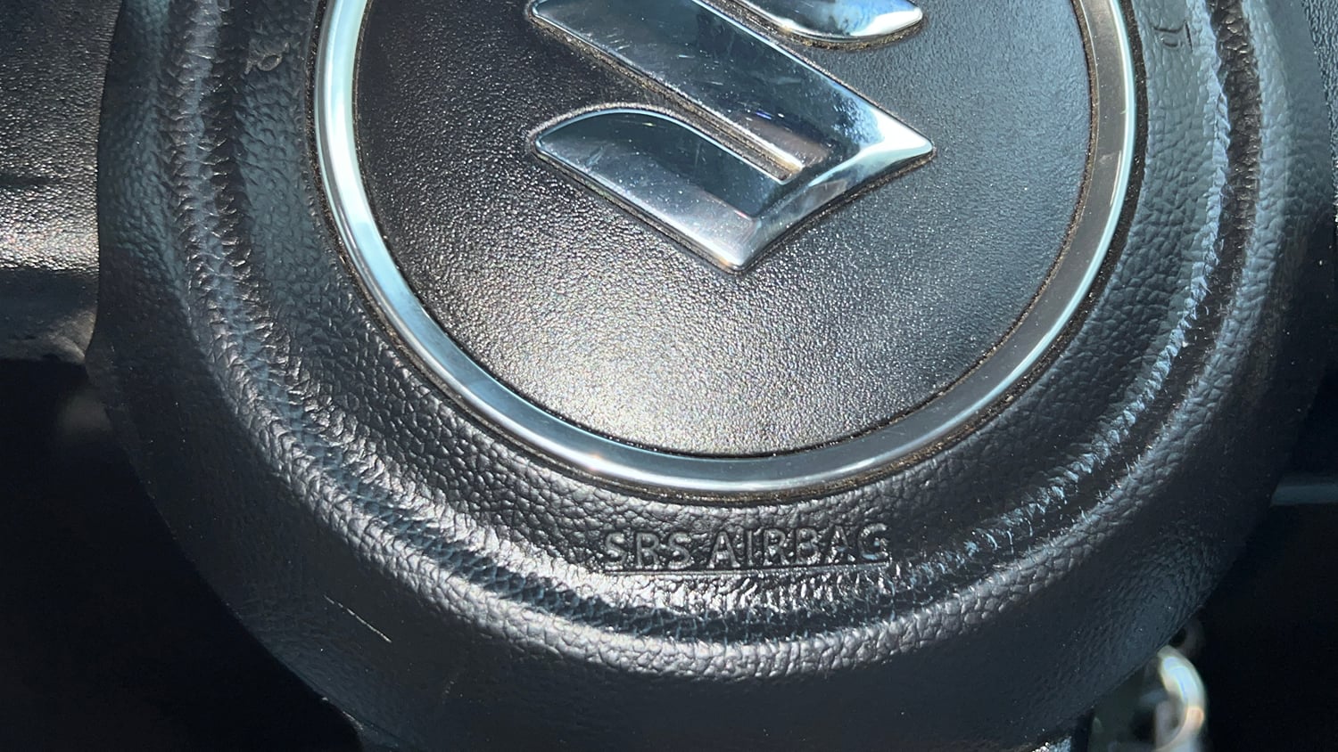 Used 2018 Maruti Suzuki Swift LXi Petrol Manual top_features Airbags