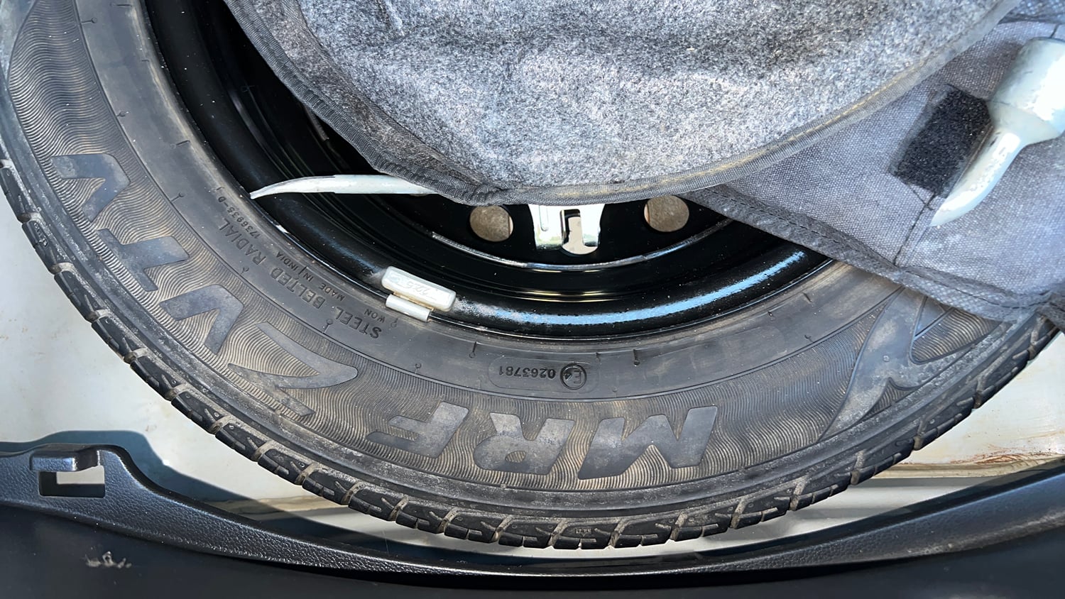 Used 2018 Hyundai Elite i20 Asta 1.2 Petrol Manual tyres SPARE TYRE VIEW