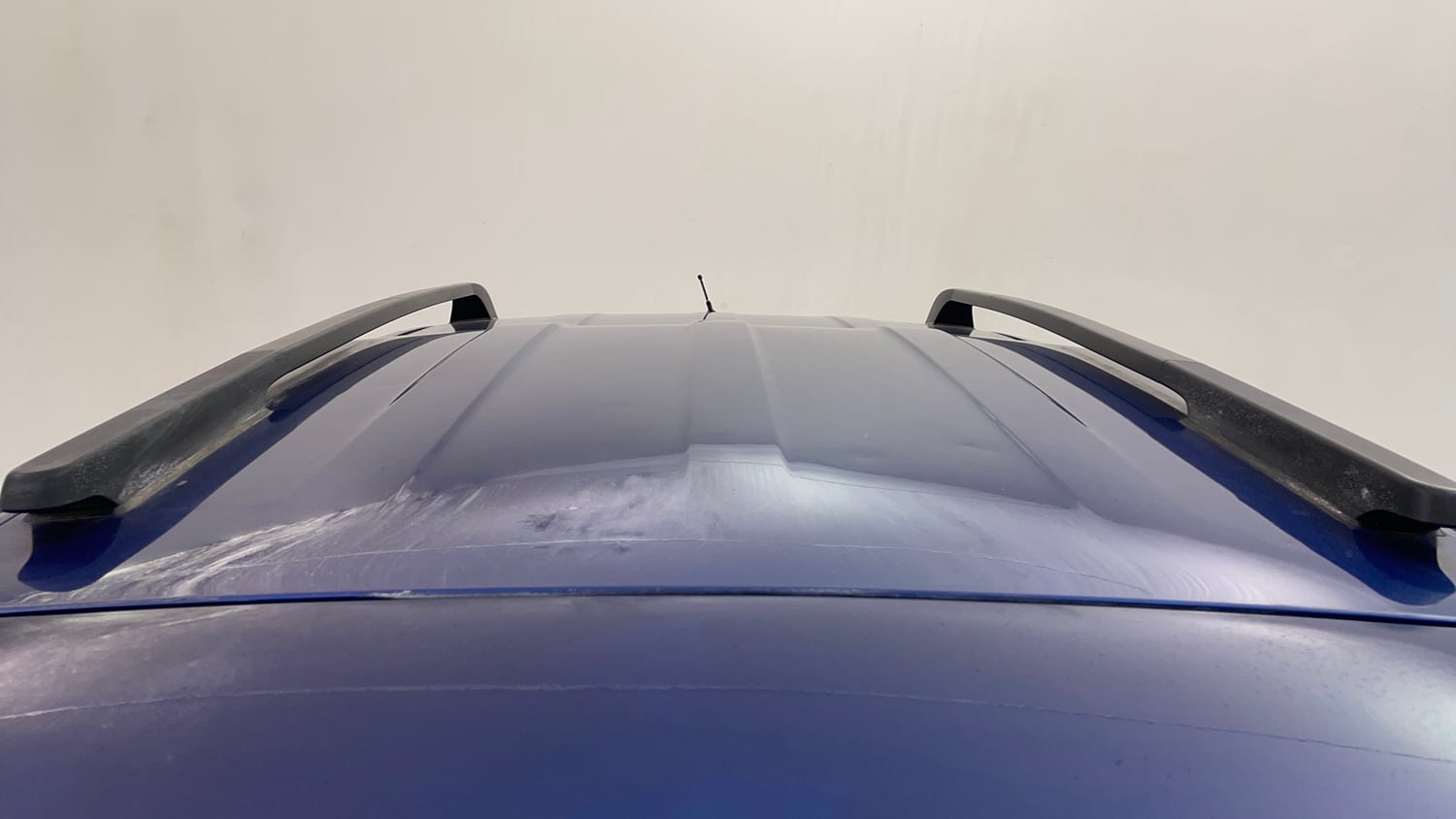 Used 2023 Renault Triber RXT Petrol Manual exterior EXTERIOR ROOF VIEW