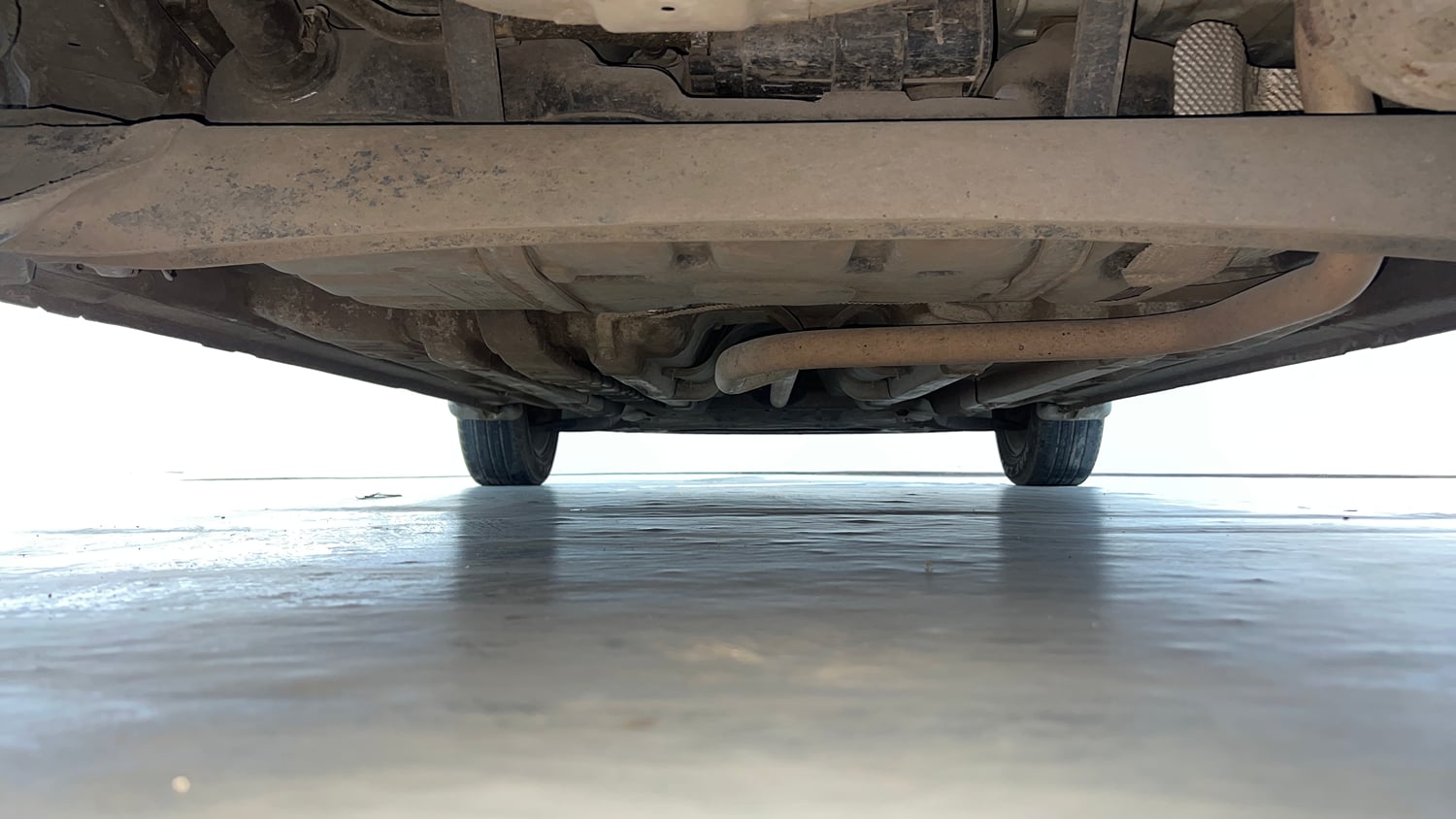 Used 2018 Hyundai Elite i20 Asta 1.2 Petrol Manual extra REAR UNDERBODY VIEW (TAKEN FROM REAR)