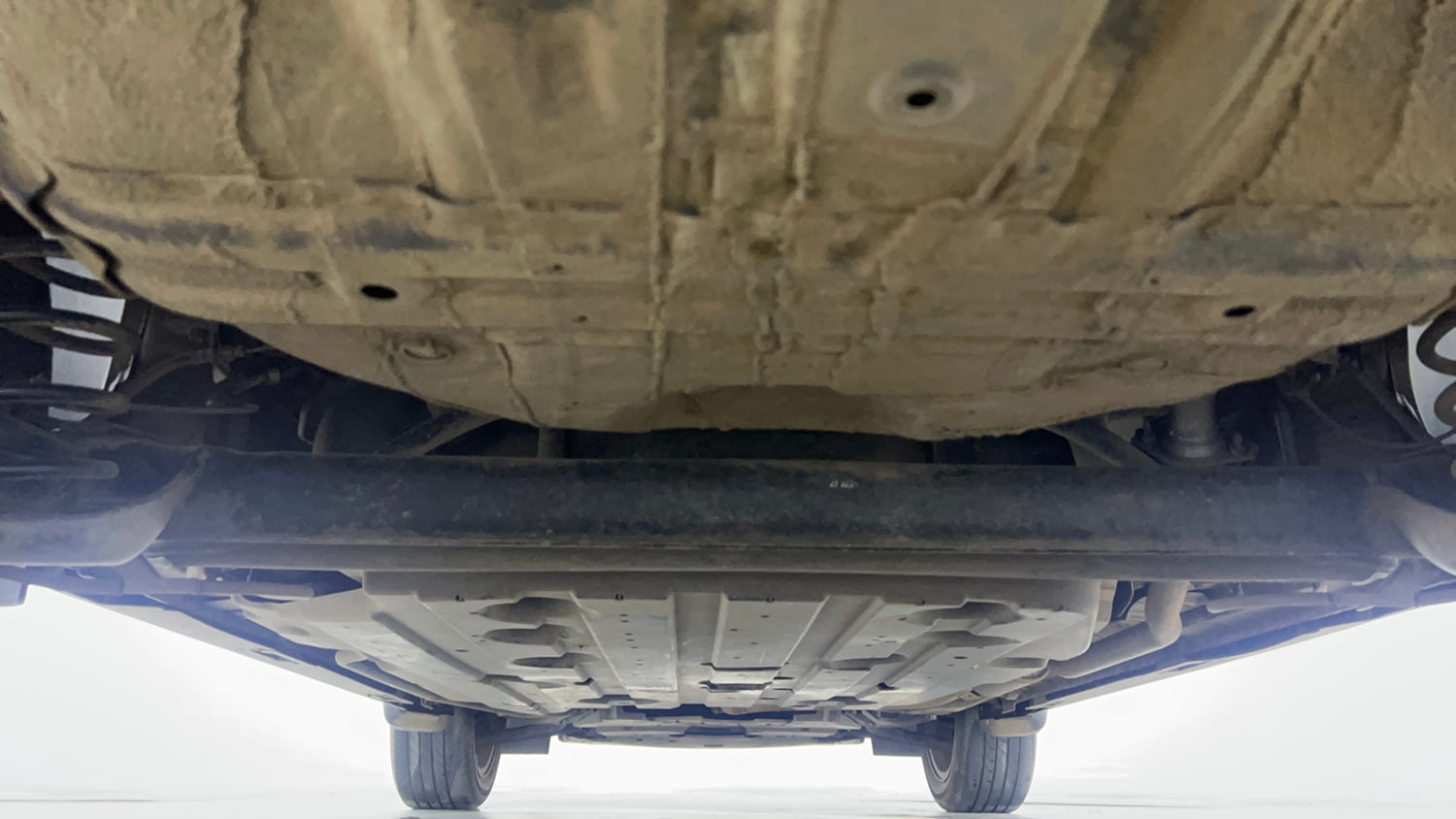 Used 2023 Honda Elevate VX MT Petrol Manual extra REAR UNDERBODY VIEW (TAKEN FROM REAR)
