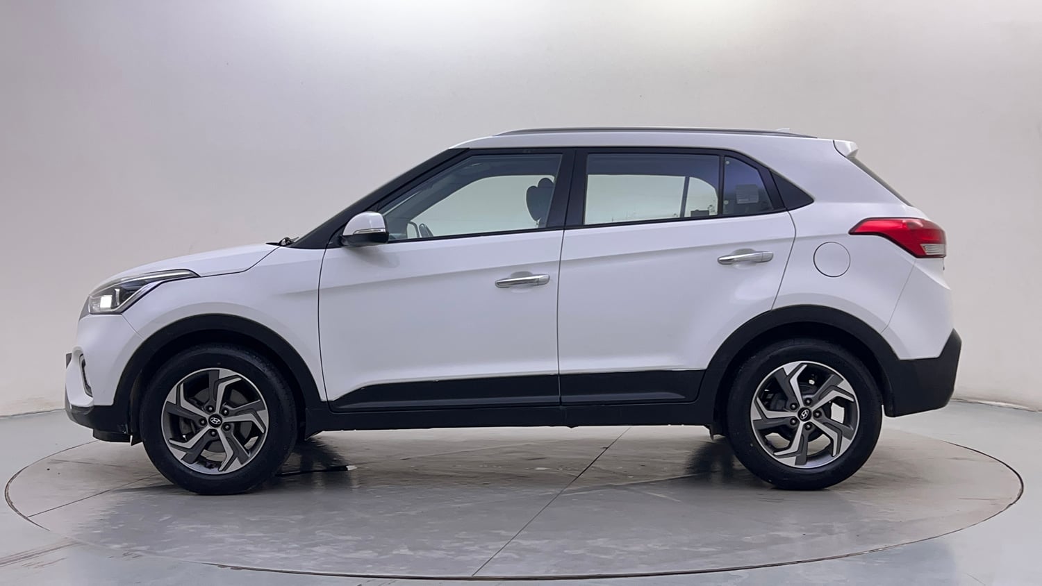 Used 2018 Hyundai Creta SX 1.6 AT Petrol Petrol Automatic exterior LEFT SIDE VIEW
