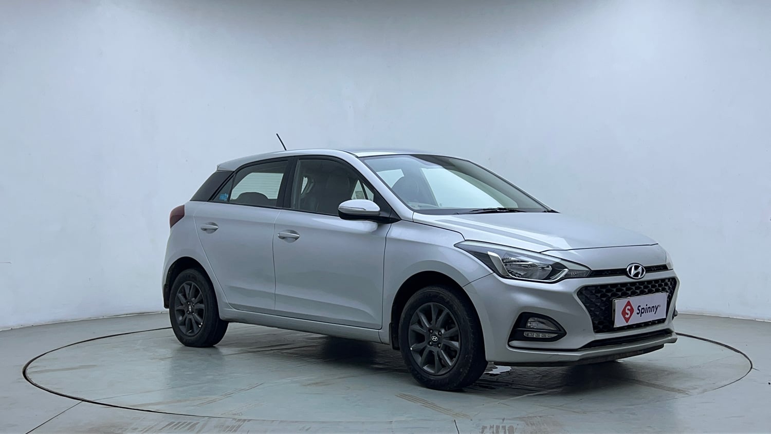 Used 2018 Hyundai Elite i20 Asta 1.2 Petrol Manual exterior RIGHT FRONT CORNER VIEW