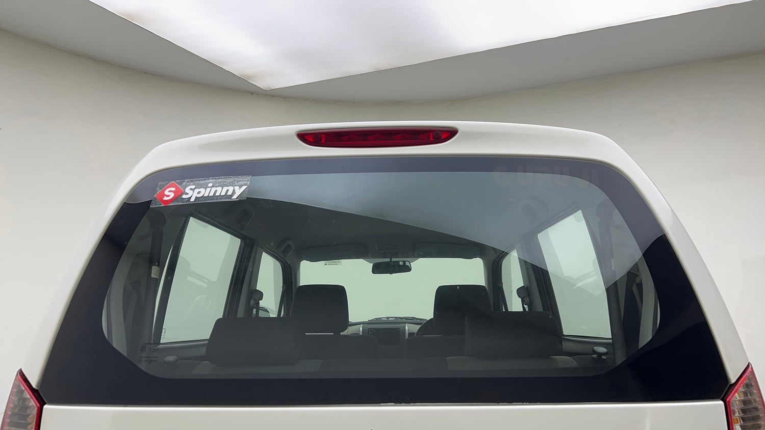 Used 2016 Maruti Suzuki Wagon R LXI Petrol Manual exterior BACK WINDSHIELD VIEW