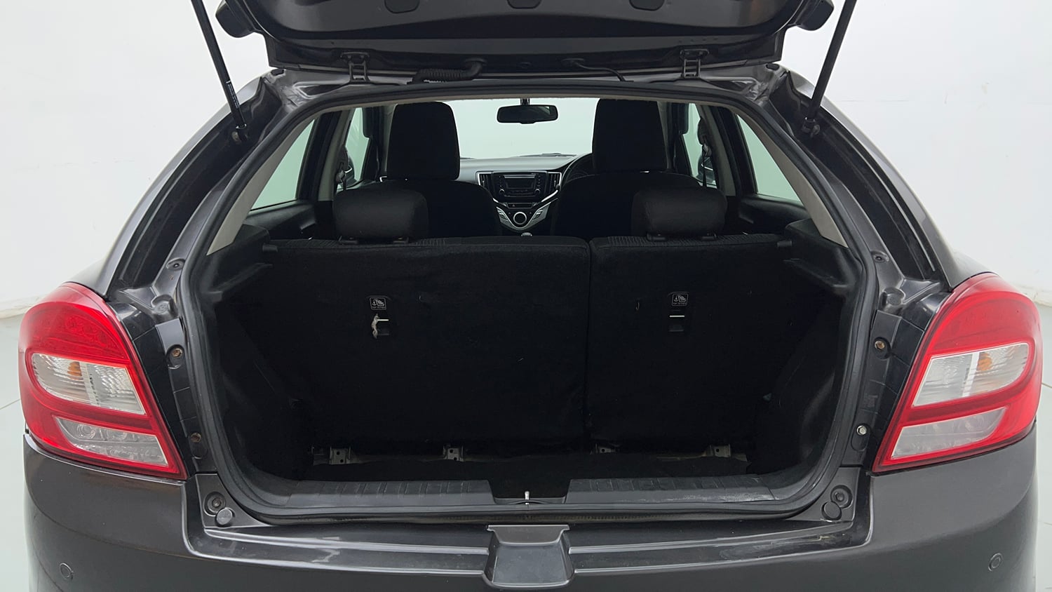 Used 2018 Maruti Suzuki Baleno Zeta 1.2 AT Petrol Automatic interior DICKY INSIDE VIEW
