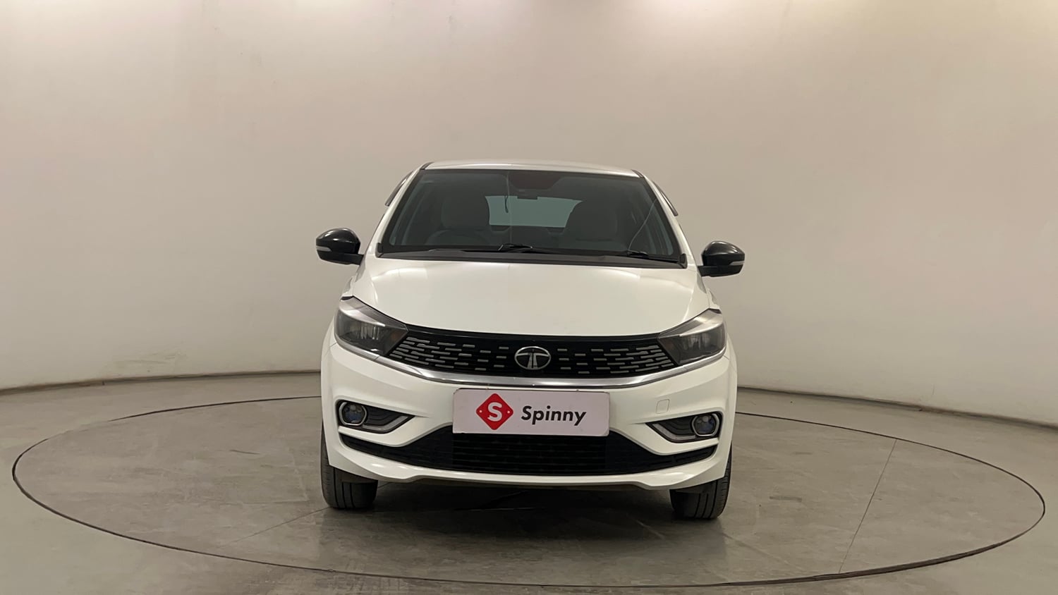Used 2025 Tata Tigor XZA Plus iCNG Cng Automatic exterior FRONT VIEW