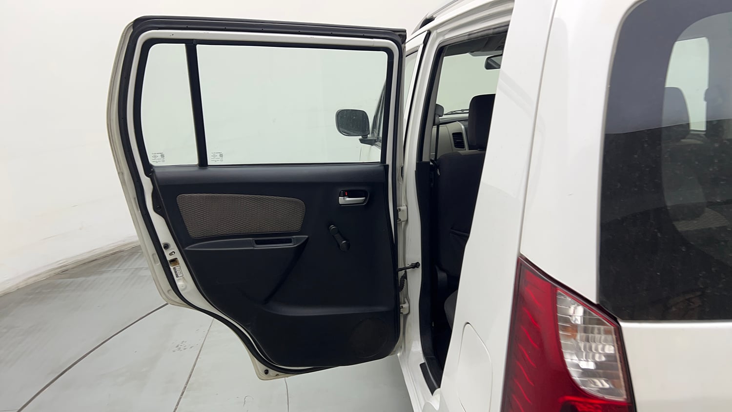 Used 2016 Maruti Suzuki Wagon R LXI Petrol Manual interior LEFT REAR DOOR OPEN VIEW