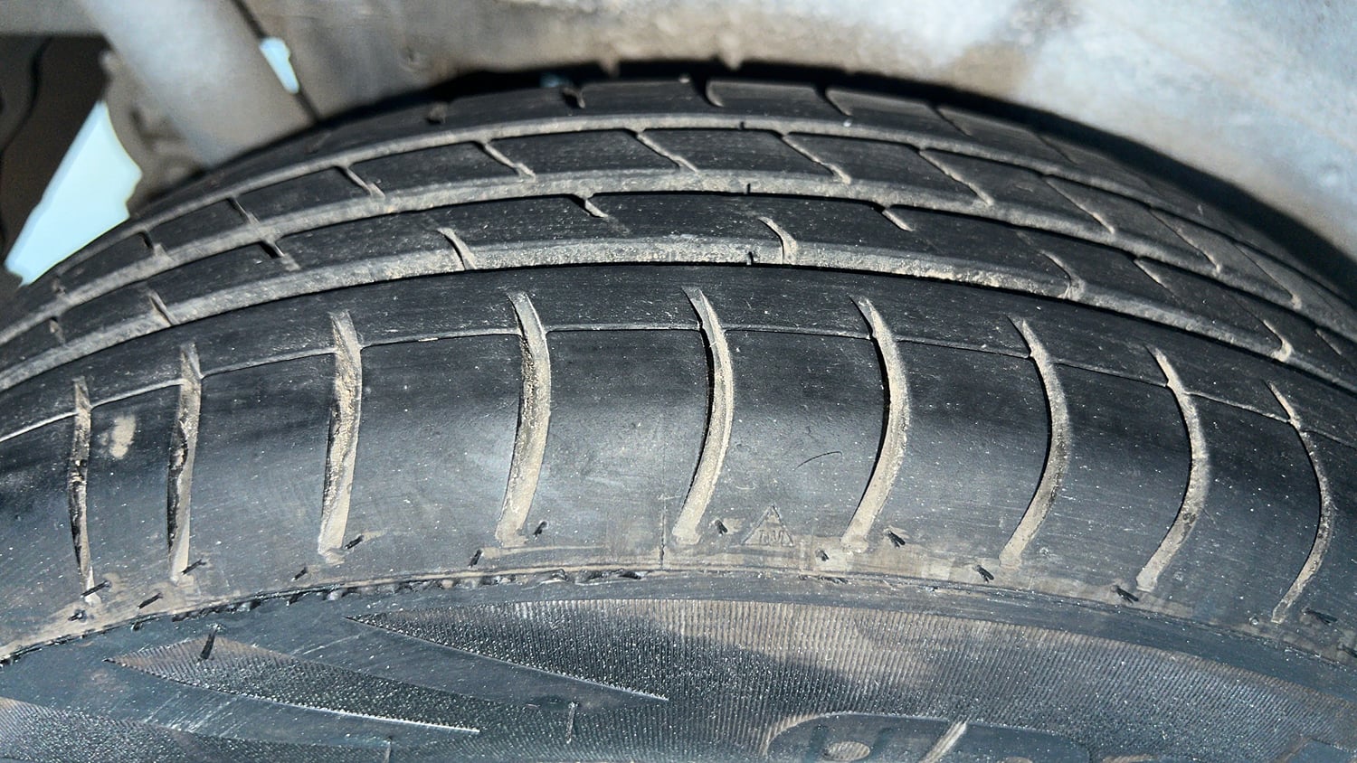 Used 2016 Maruti Suzuki Wagon R LXI Petrol Manual tyres RIGHT REAR TYRE TREAD VIEW