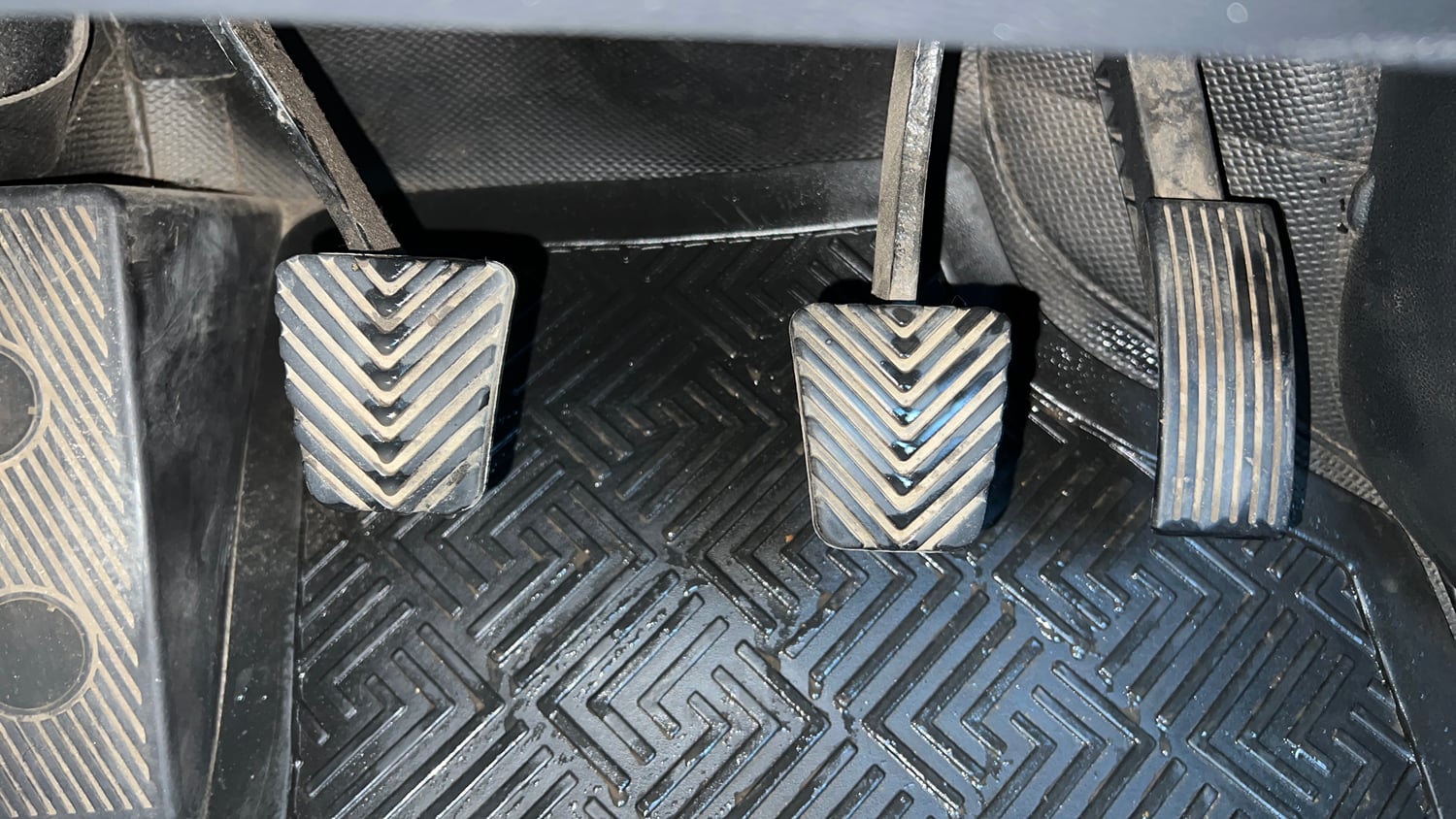 Used 2018 Hyundai Elite i20 Asta 1.2 Petrol Manual interior PEDALS VIEW