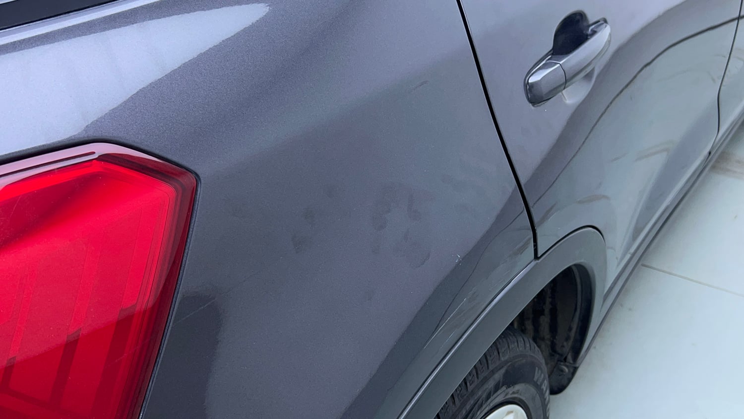 Used 2022 maruti-suzuki Vitara Brezza VXi Petrol Manual dents MINOR SCRATCH