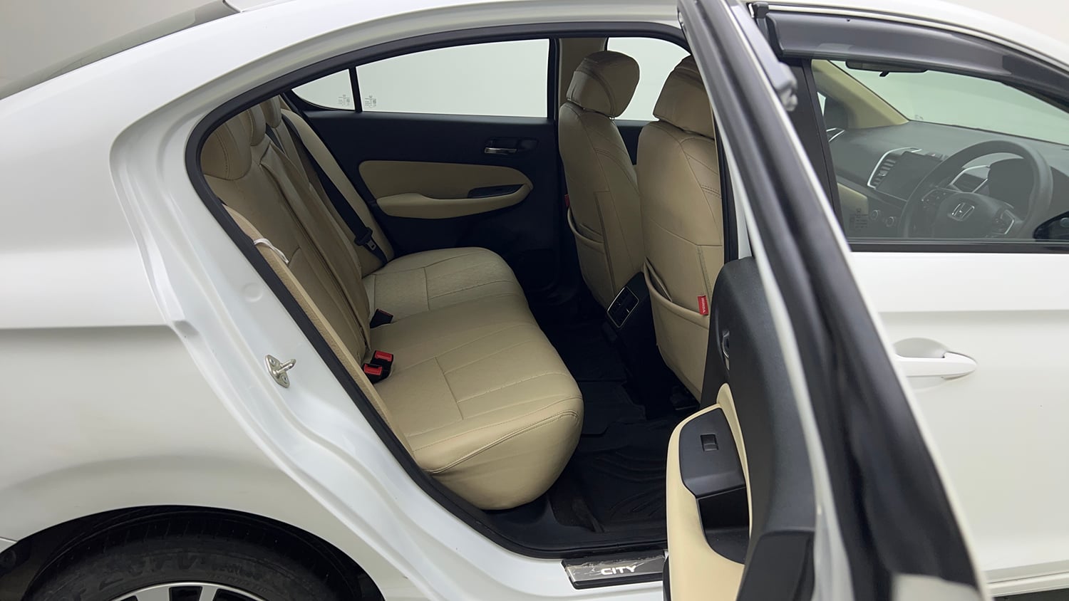 Used 2024 Honda City Elegant Edition CVT Petrol Automatic interior RIGHT SIDE REAR DOOR CABIN VIEW