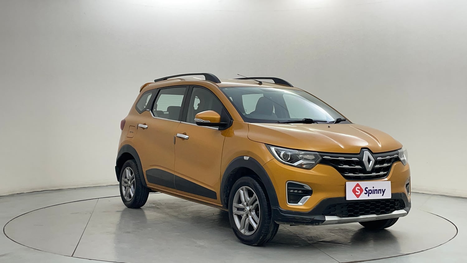 Used 2020 Renault Triber RXZ EASY-R AMT Petrol Automatic exterior RIGHT FRONT CORNER VIEW