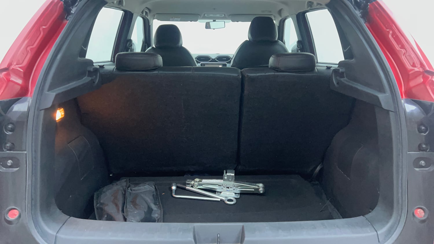 Used 2023 Nissan Magnite XV Premium Turbo CVT Dual Tone Petrol Automatic interior DICKY INSIDE VIEW