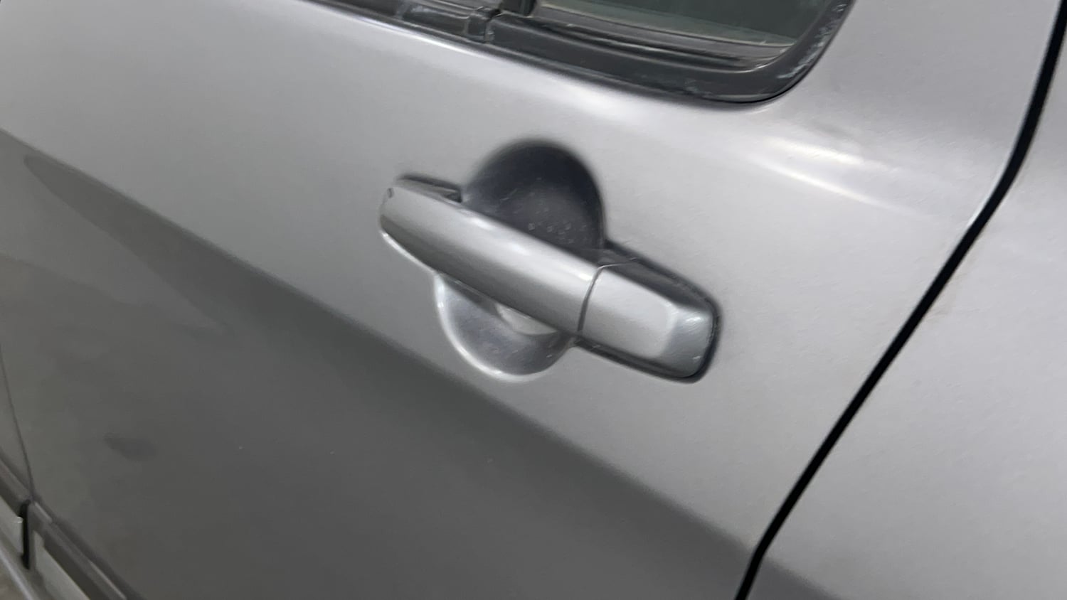 Used 2016 Maruti Suzuki Celerio ZXi AMT Petrol Automatic dents MINOR SCRATCH