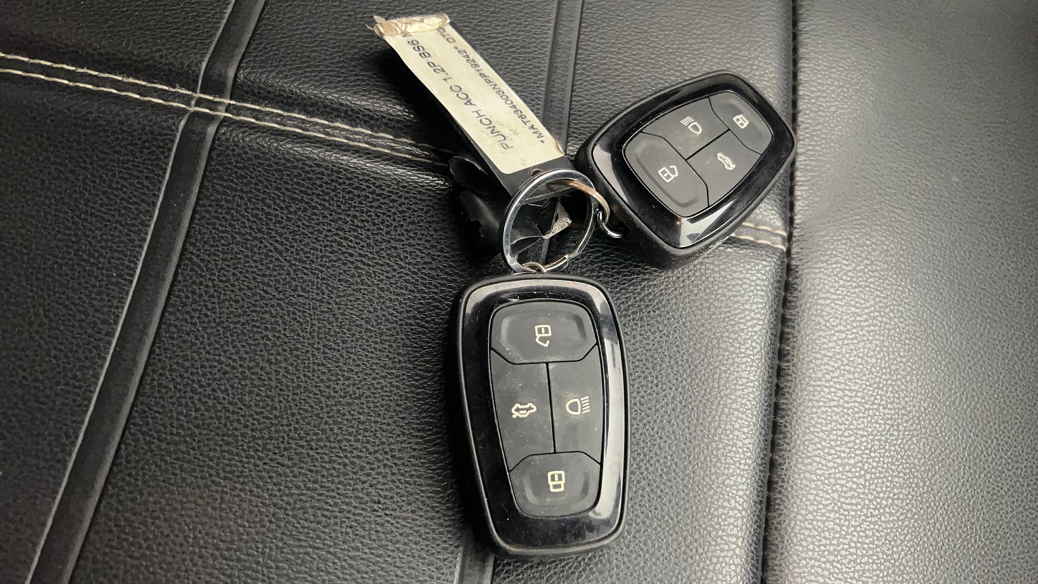 Used 2023 Tata Punch Accomplished MT Petrol Manual extra CAR KEY VIEW