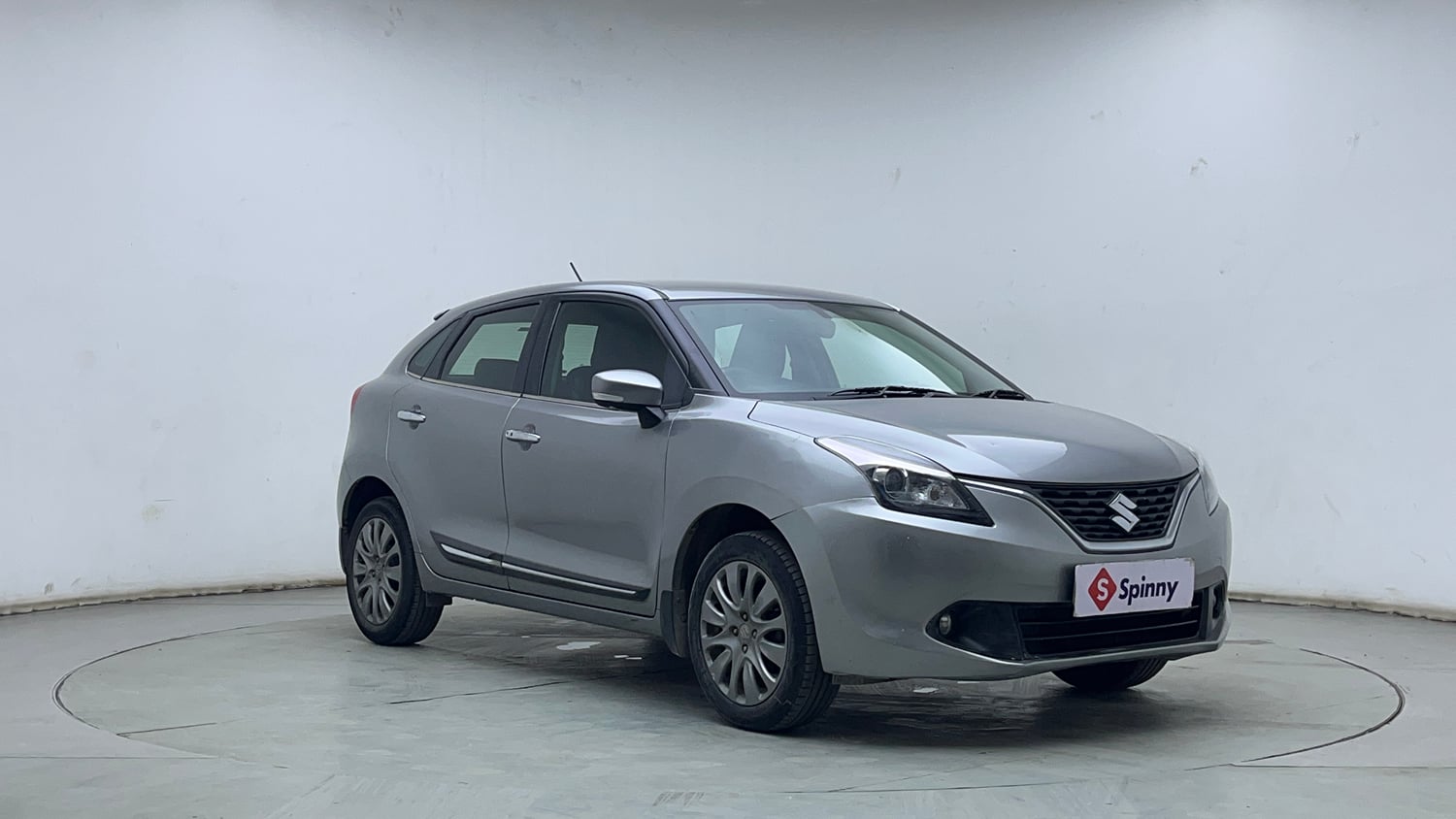 Used 2016 Maruti Suzuki Baleno Alpha 1.2 Petrol Manual exterior RIGHT FRONT CORNER VIEW
