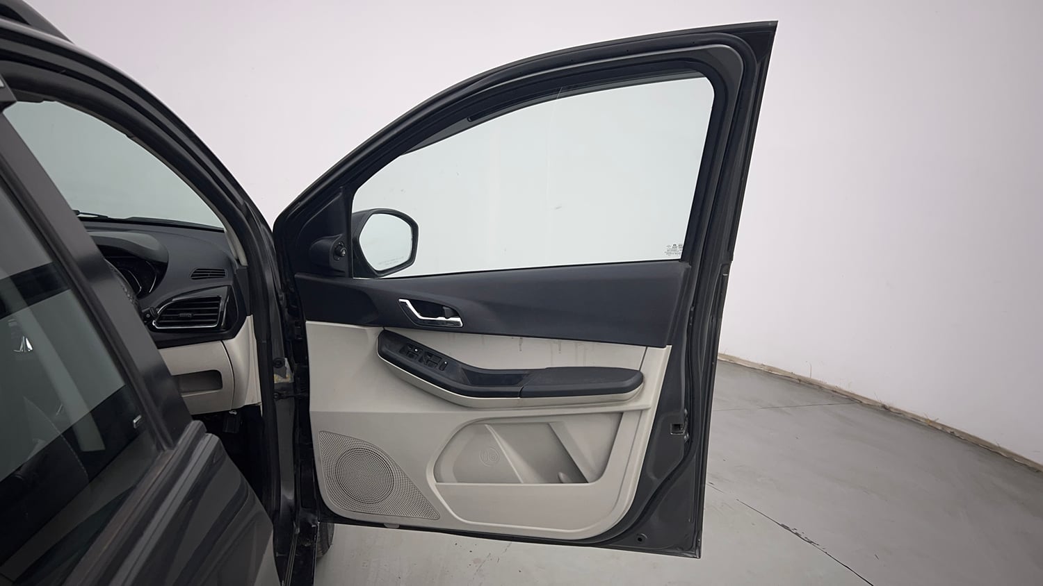 Used 2023 Tata Tiago XZ Plus Petrol Manual interior RIGHT FRONT DOOR OPEN VIEW