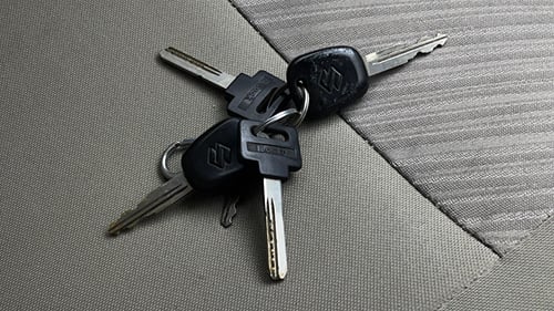 Used 2017 maruti-suzuki Alto K10 VXi (O) AMT Petrol Automatic extra CAR KEY VIEW