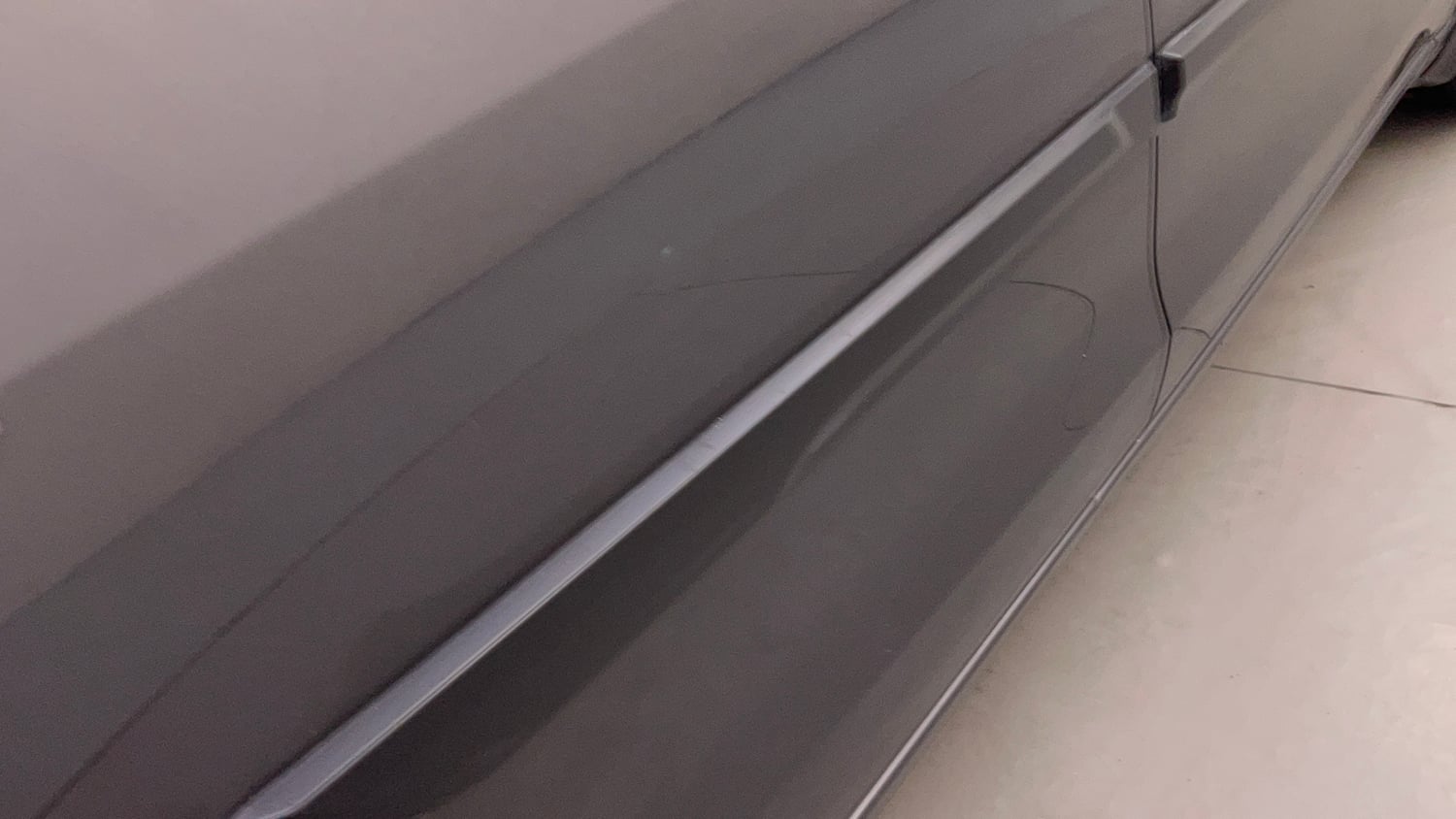 Used 2017 Maruti Suzuki Ertiga VXI Petrol Manual dents MINOR DENT