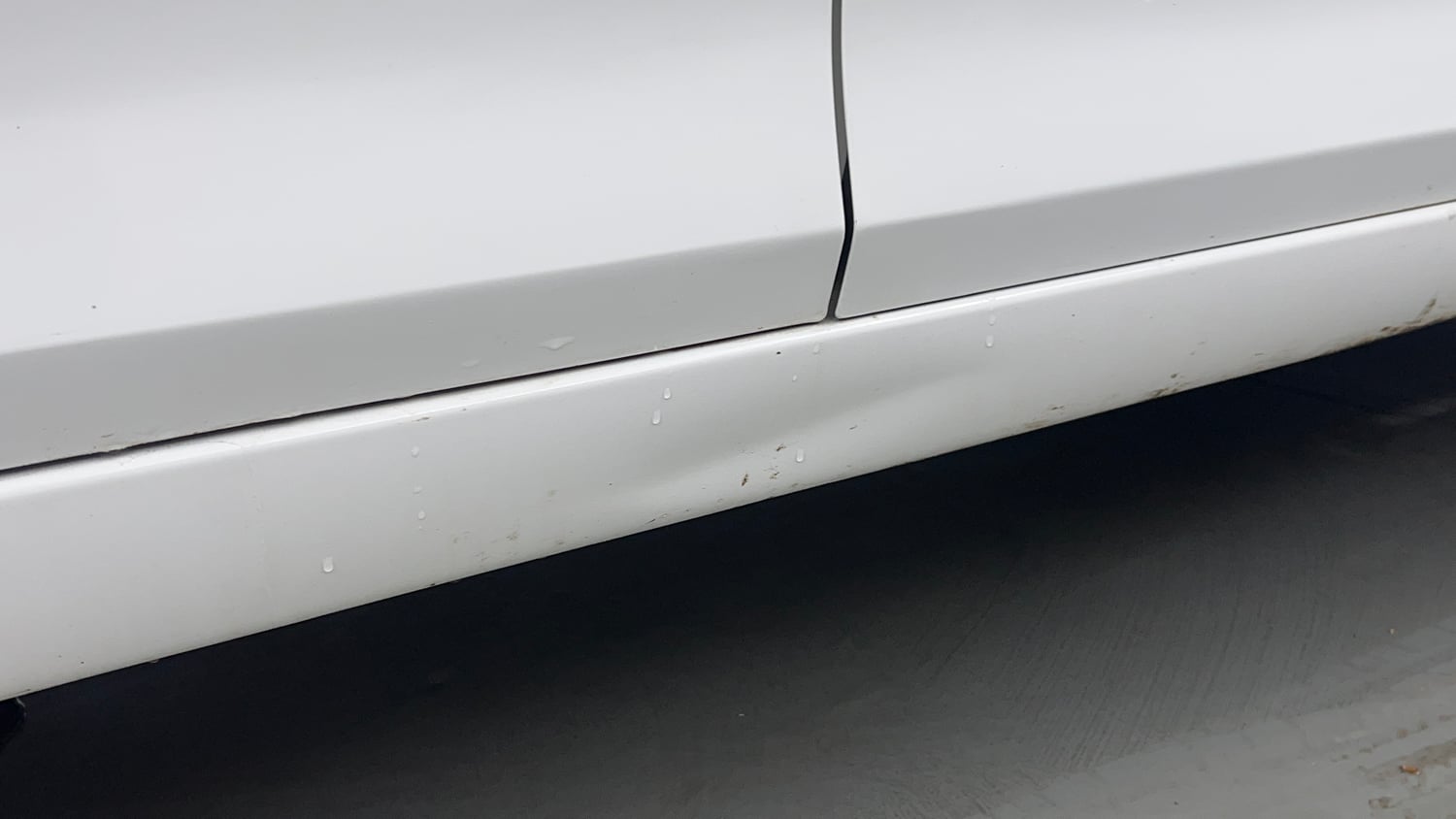 Used 2019 Hyundai Eon Magna + Petrol Manual dents MINOR DENT