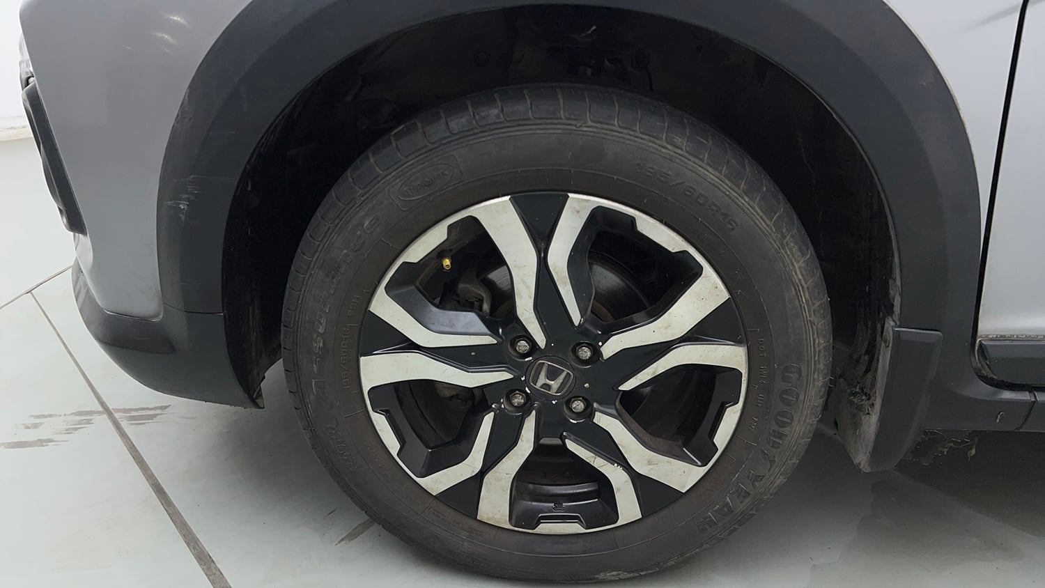 Used 2022 Honda WR-V VX MT Petrol Petrol Manual tyres LEFT FRONT TYRE RIM VIEW