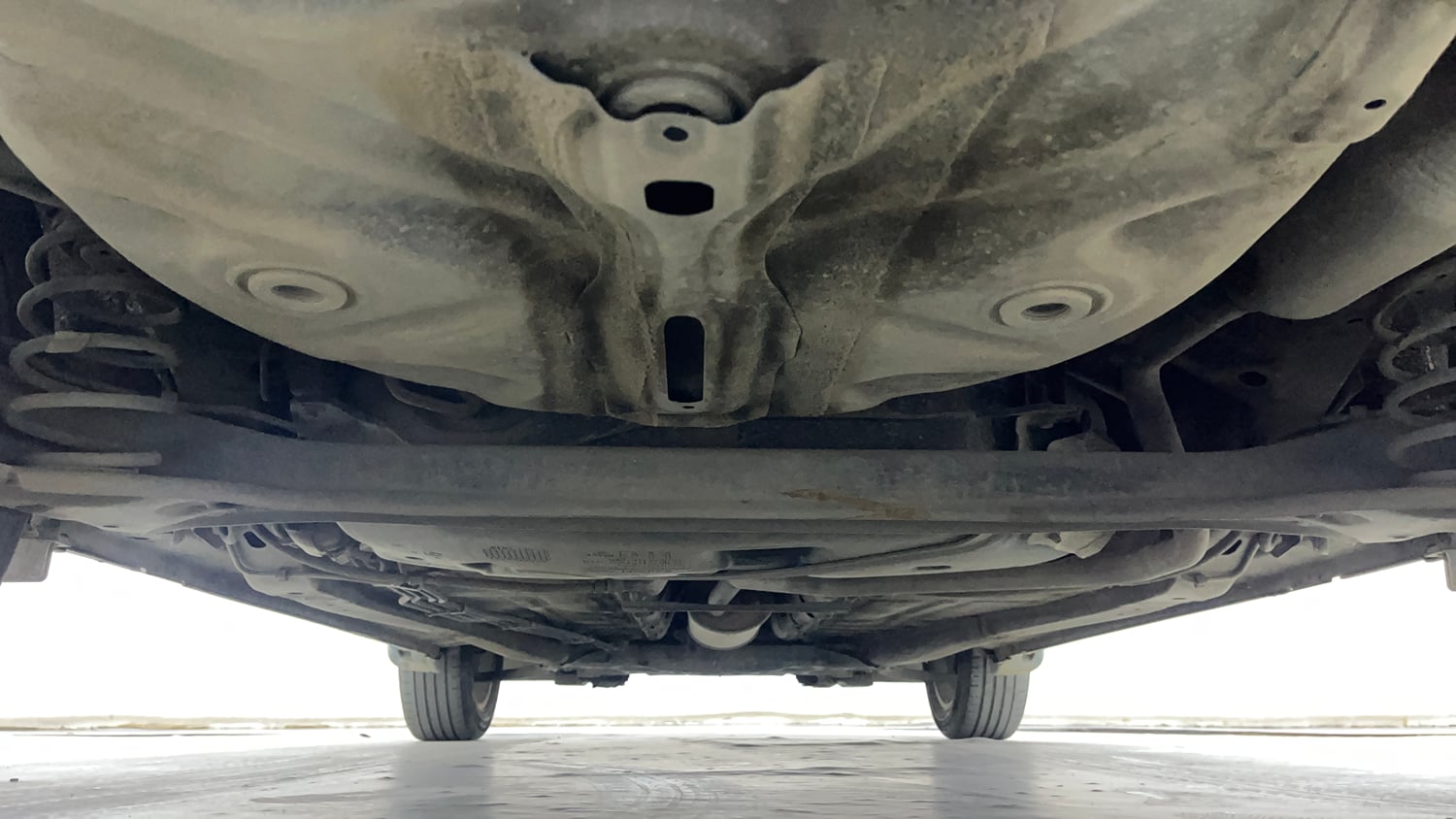 Used 2016 Maruti Suzuki Baleno Alpha 1.2 Petrol Manual extra REAR UNDERBODY VIEW (TAKEN FROM REAR)