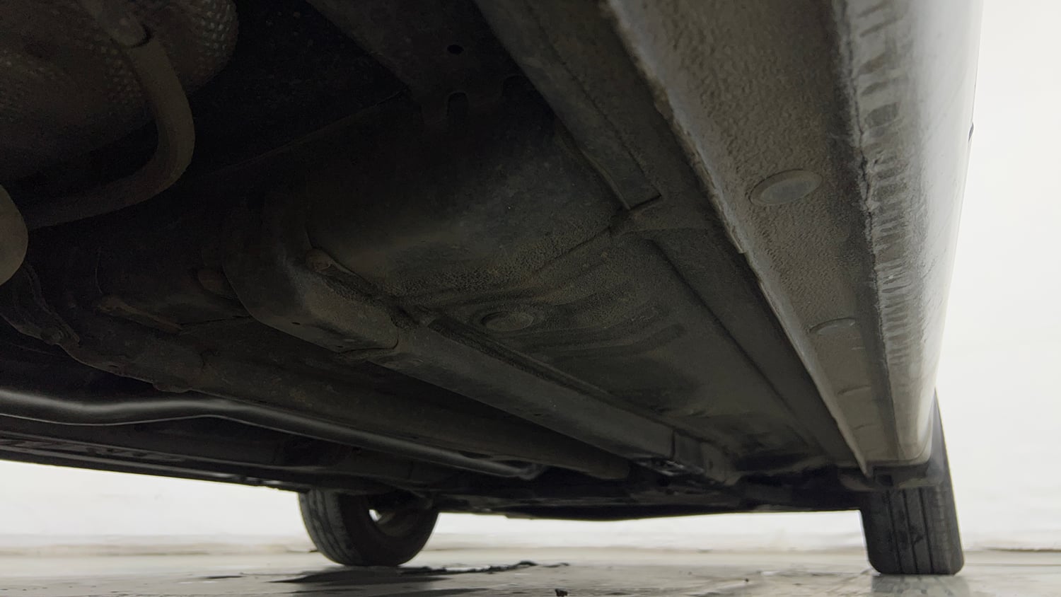 Used 2019 Hyundai Elite i20 Sportz Plus 1.2 Petrol Manual extra REAR RIGHT UNDERBODY VIEW