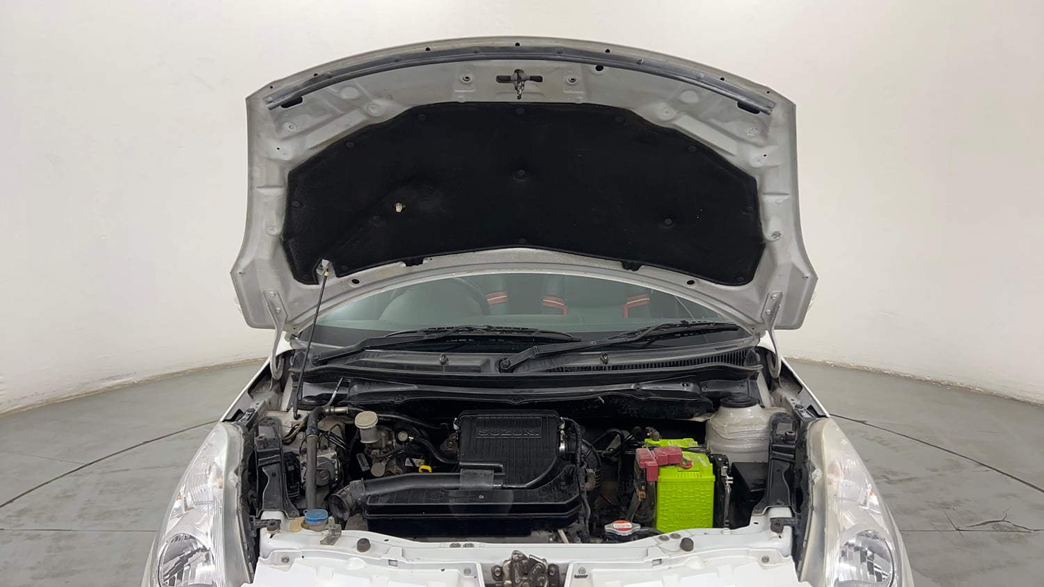 Used 2014 Maruti Suzuki Swift ZXi Petrol Manual engine ENGINE & BONNET OPEN FRONT VIEW