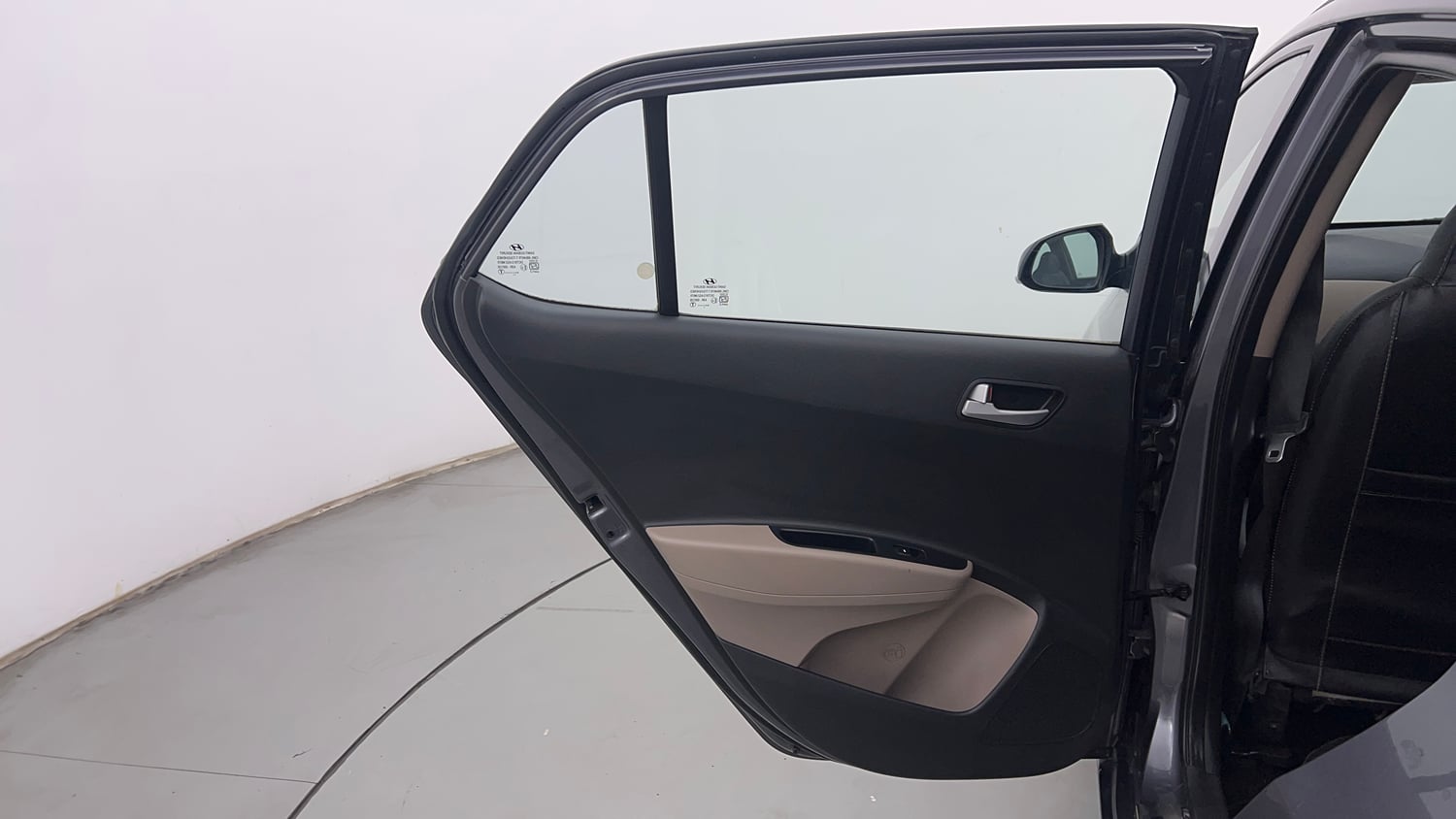 Used 2018 Hyundai Grand i10 Sportz (O) U2 1.2 CRDi Diesel Manual interior LEFT REAR DOOR OPEN VIEW