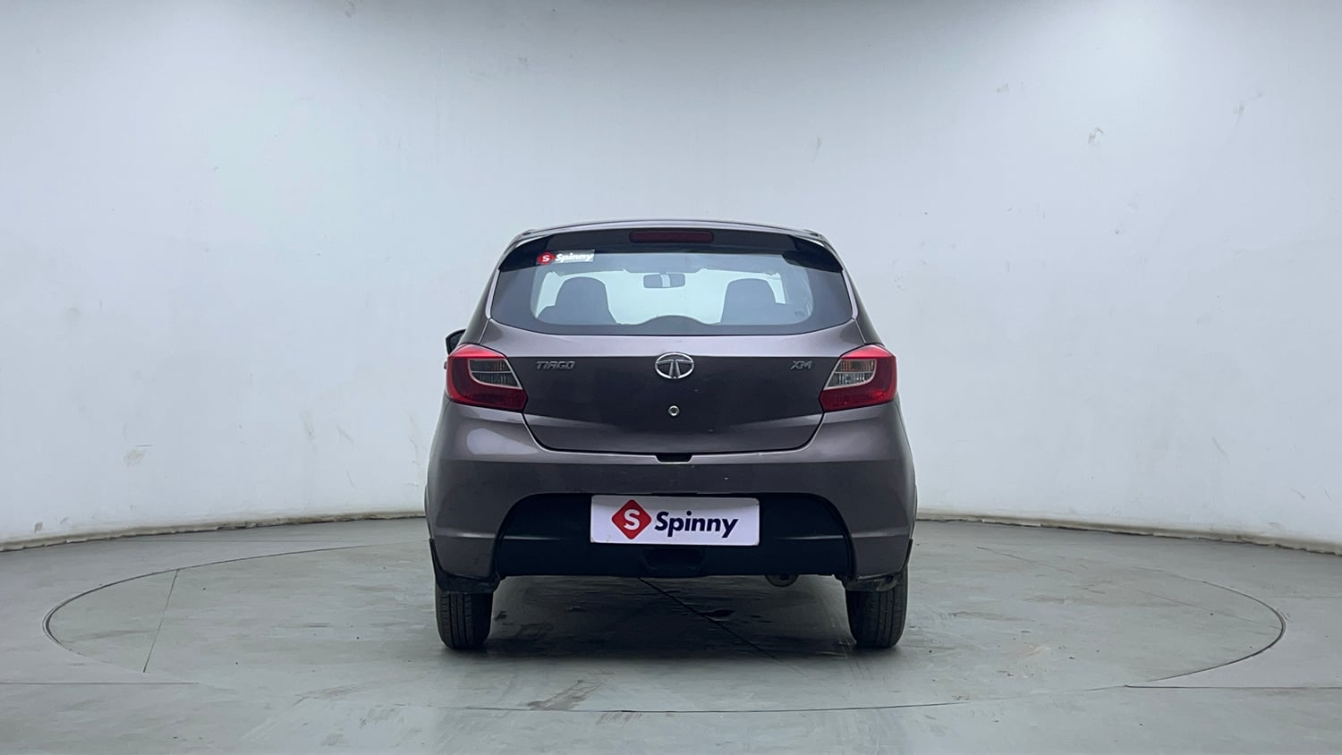 Used 2016 Tata Tiago Revotron XM Petrol Manual exterior BACK VIEW