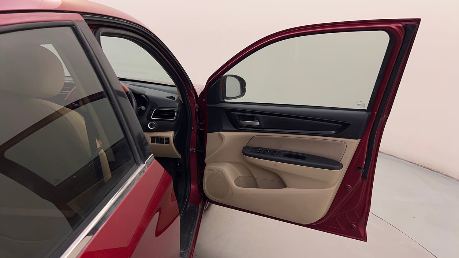 Used 2020 Honda Amaze 1.2 V CVT Petrol Petrol Automatic interior RIGHT FRONT DOOR OPEN VIEW