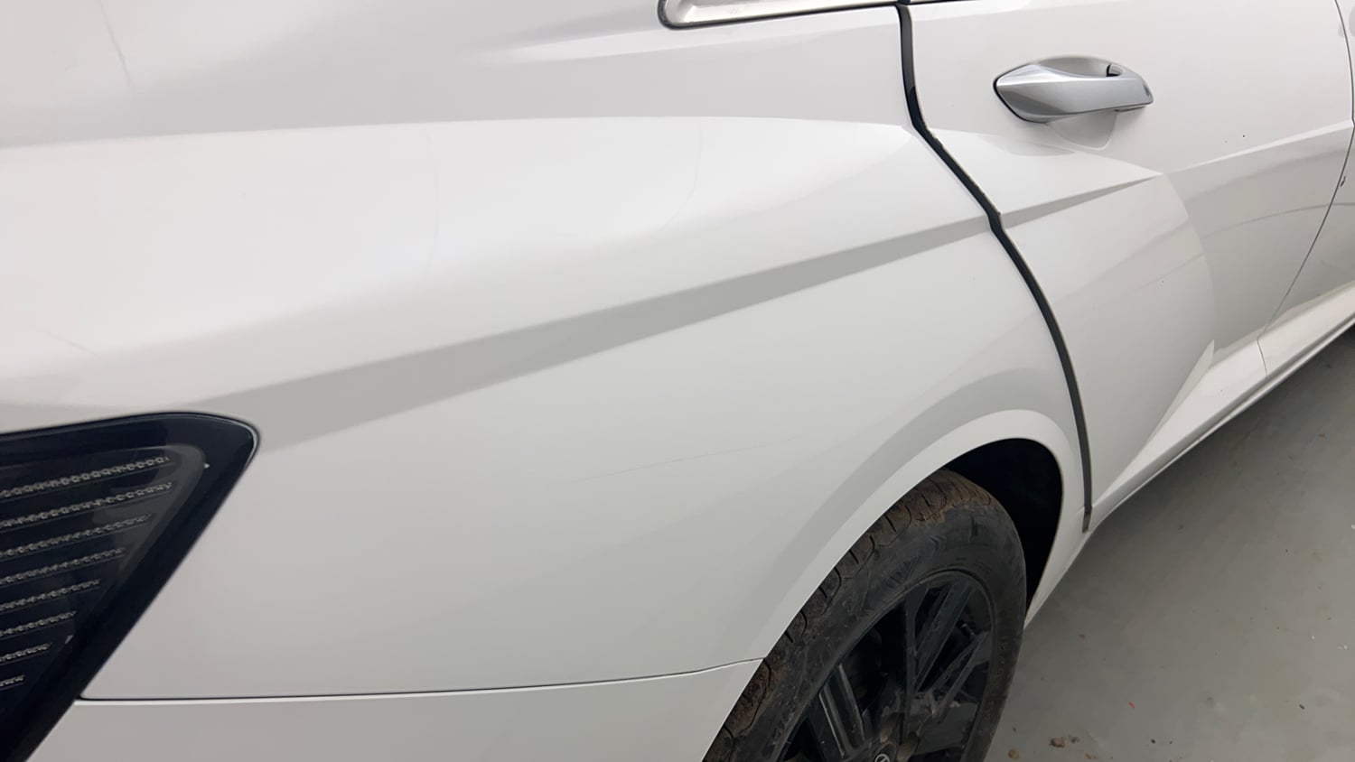 Used 2023 Hyundai Verna SX (O) 1.5 Turbo Petrol MT Petrol Manual dents MINOR SCRATCH