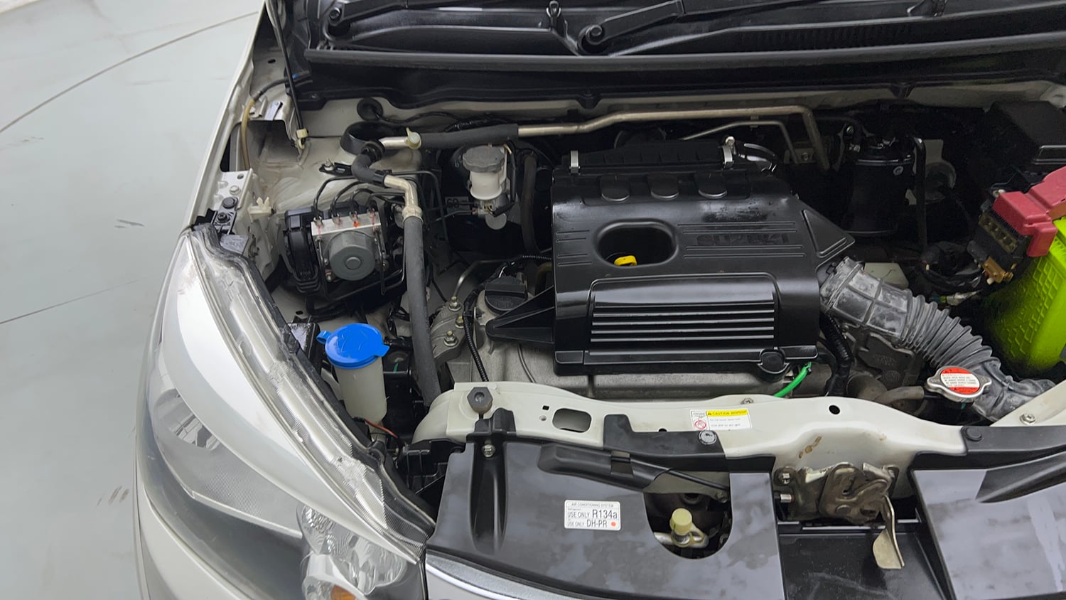 Used 2018 Maruti Suzuki Celerio ZXi (O) AMT Petrol Automatic engine ENGINE RIGHT SIDE VIEW