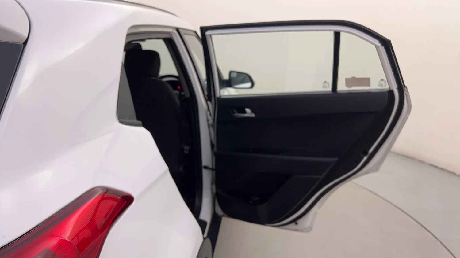 Used 2018 Hyundai Creta SX 1.6 AT Petrol Petrol Automatic interior RIGHT REAR DOOR OPEN VIEW