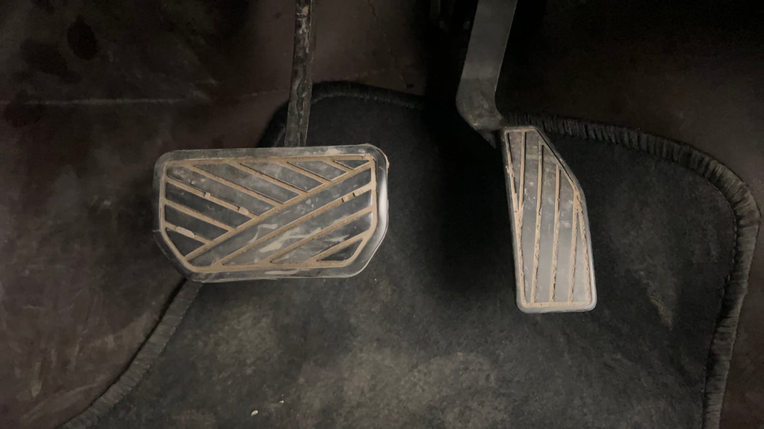 Used 2016 Maruti Suzuki Celerio ZXi AMT Petrol Automatic interior PEDALS VIEW
