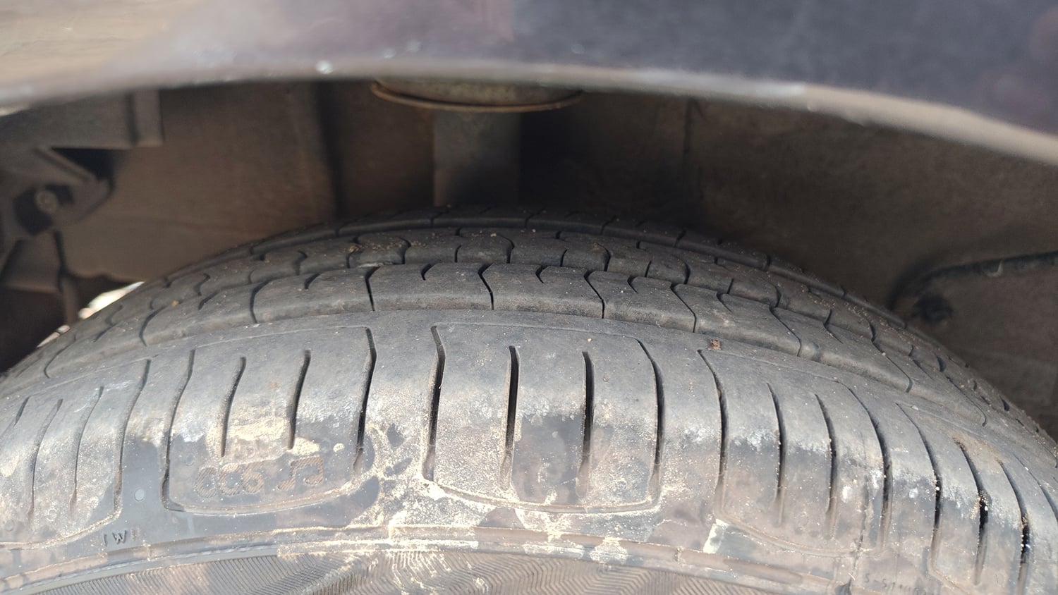 Used 2022 Tata Tiago XZ Plus Petrol Manual tyres RIGHT REAR TYRE TREAD VIEW