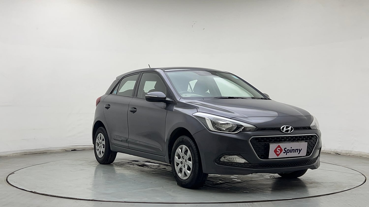 Used 2017 Hyundai Elite i20 Sportz 1.2 Petrol Manual exterior RIGHT FRONT CORNER VIEW